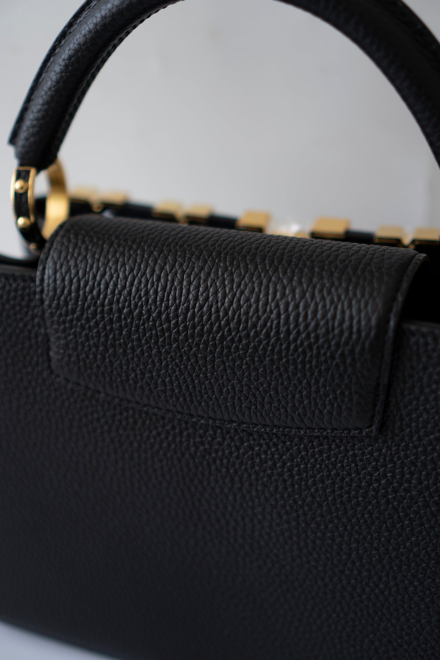Capucines BB Flower Crown – Black Taurillon Leather