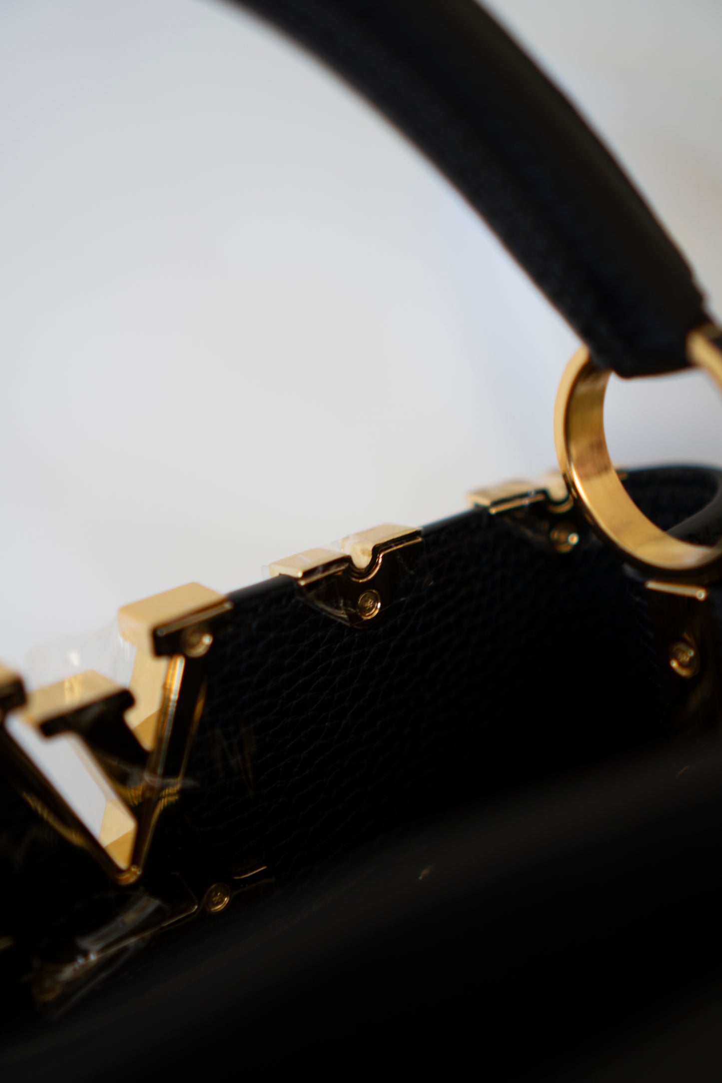 Capucines BB Flower Crown – Black Taurillon Leather