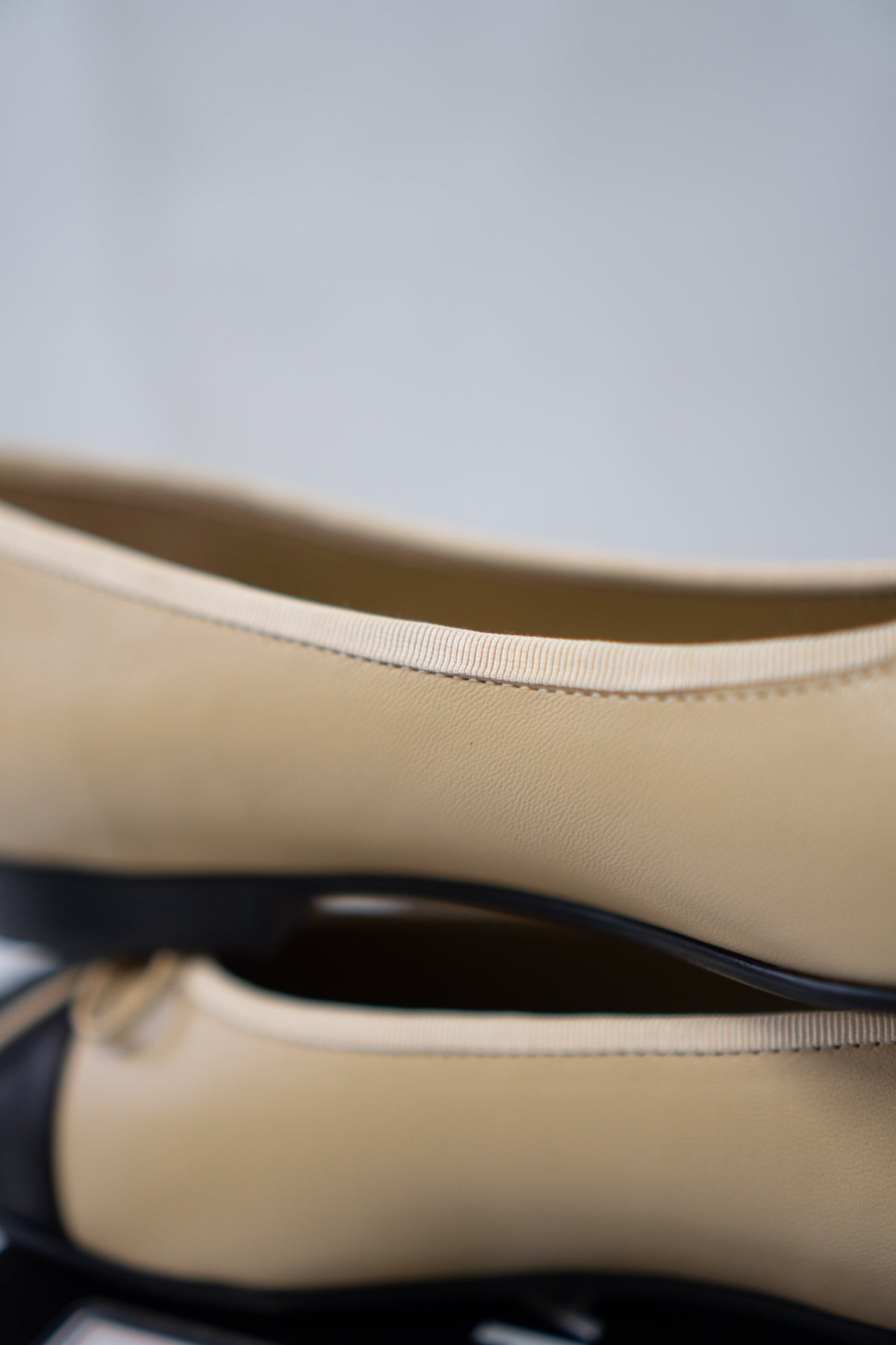 Two-Tone Ballerina Flats – Beige & Black Lambskin