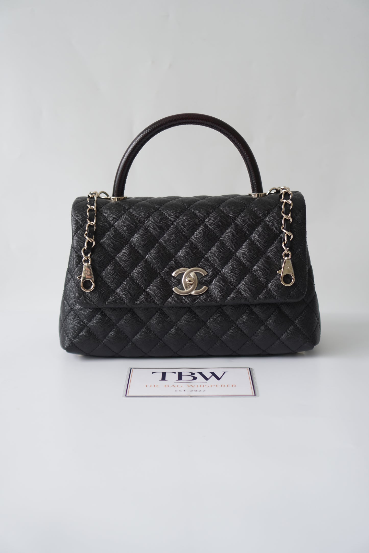 Coco Handle Medium – Black Caviar with Gold Hardware