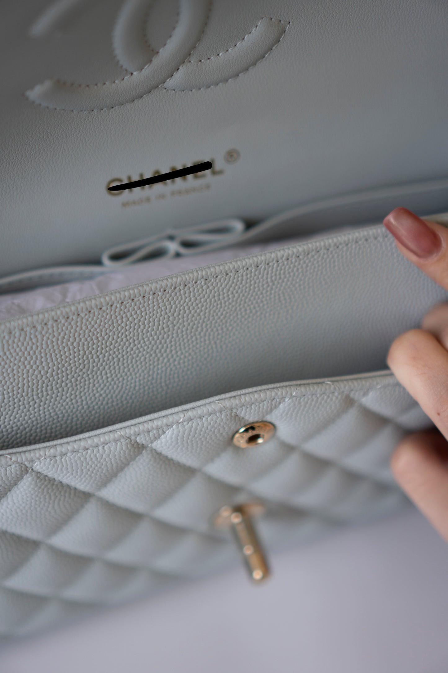Classic Flap Medium – Pastel Light Blue Caviar with Light Gold Hardware