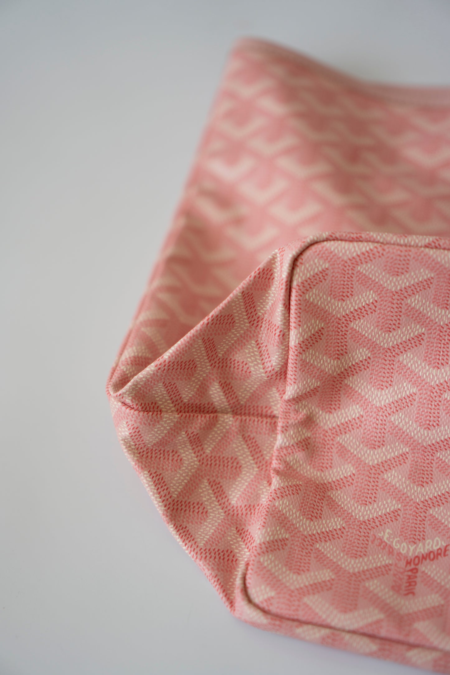 Saint Louis PM – Soft Pink (Limited Edition)