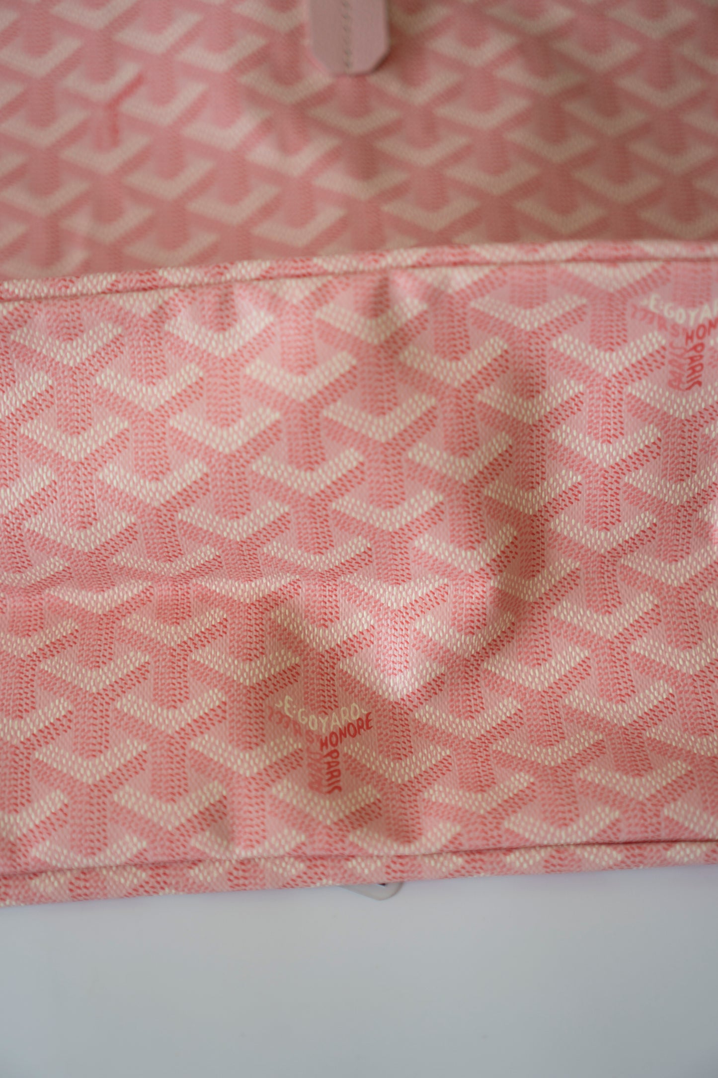 Saint Louis PM – Soft Pink (Limited Edition)