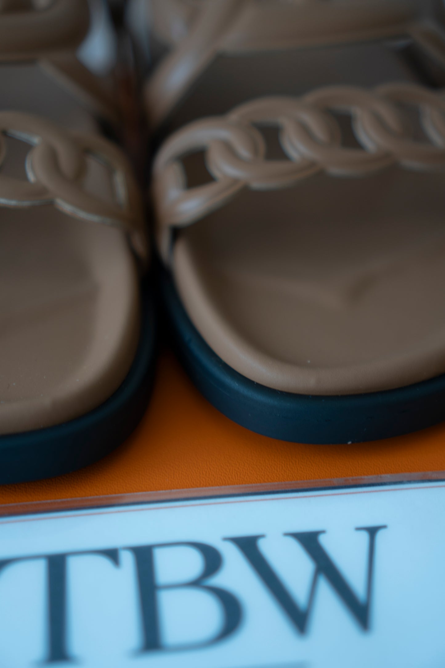 Extra Sandals – Naturel / Gold