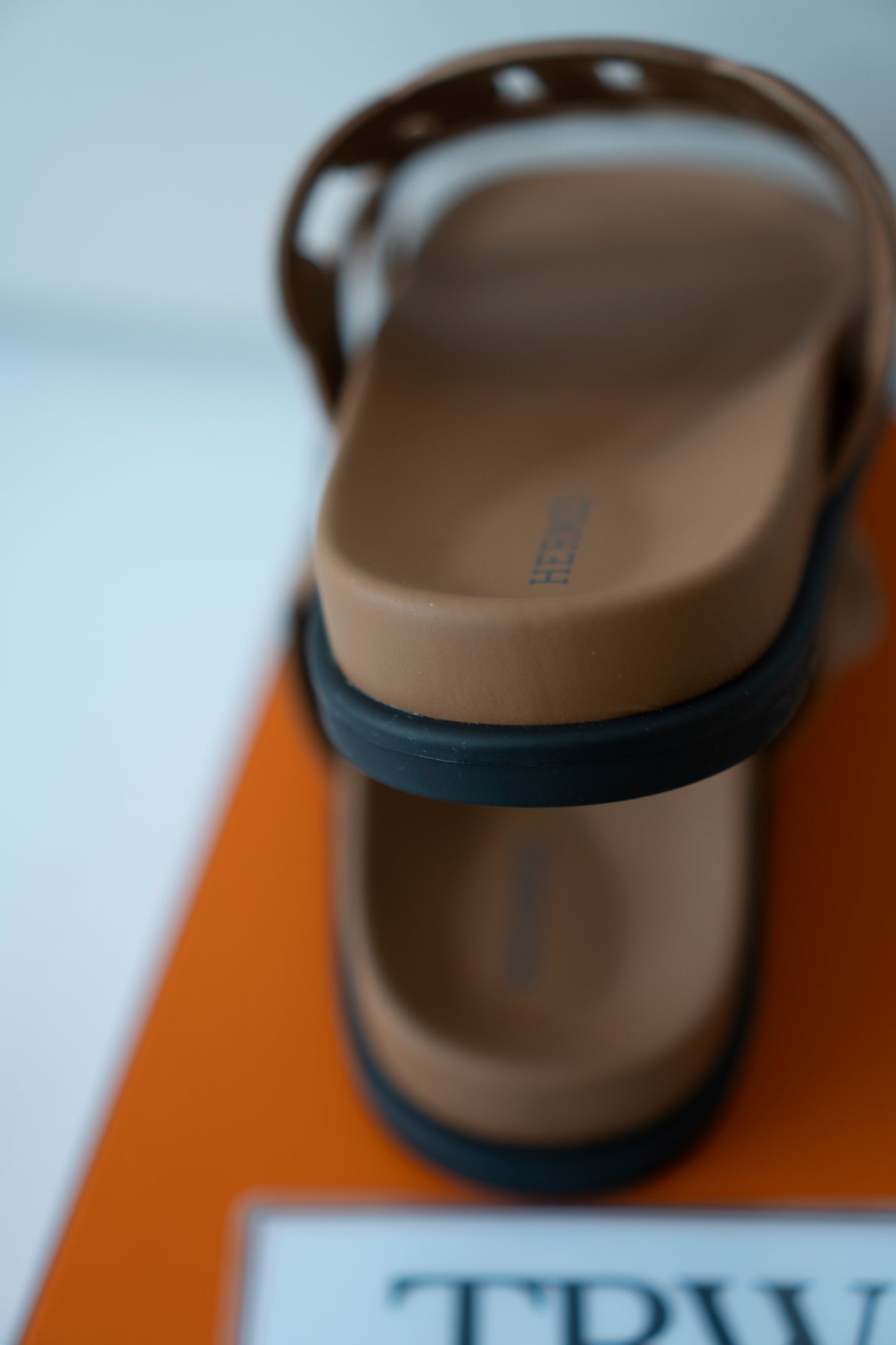 Extra Sandals – Naturel / Gold