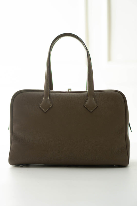 Victoria II 35 in Taurillon Clemence