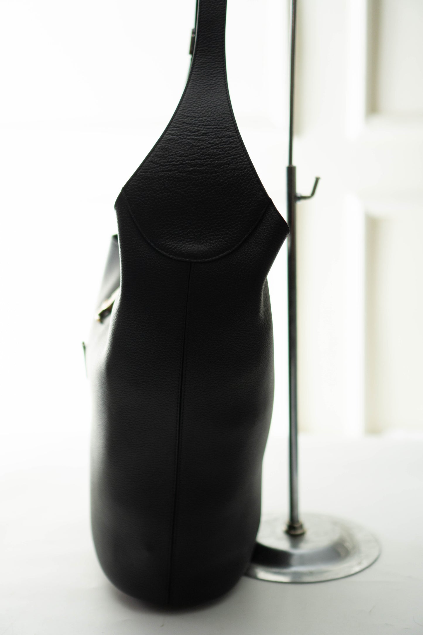 YSL Le 5 à 7 Supple Hobo Bag