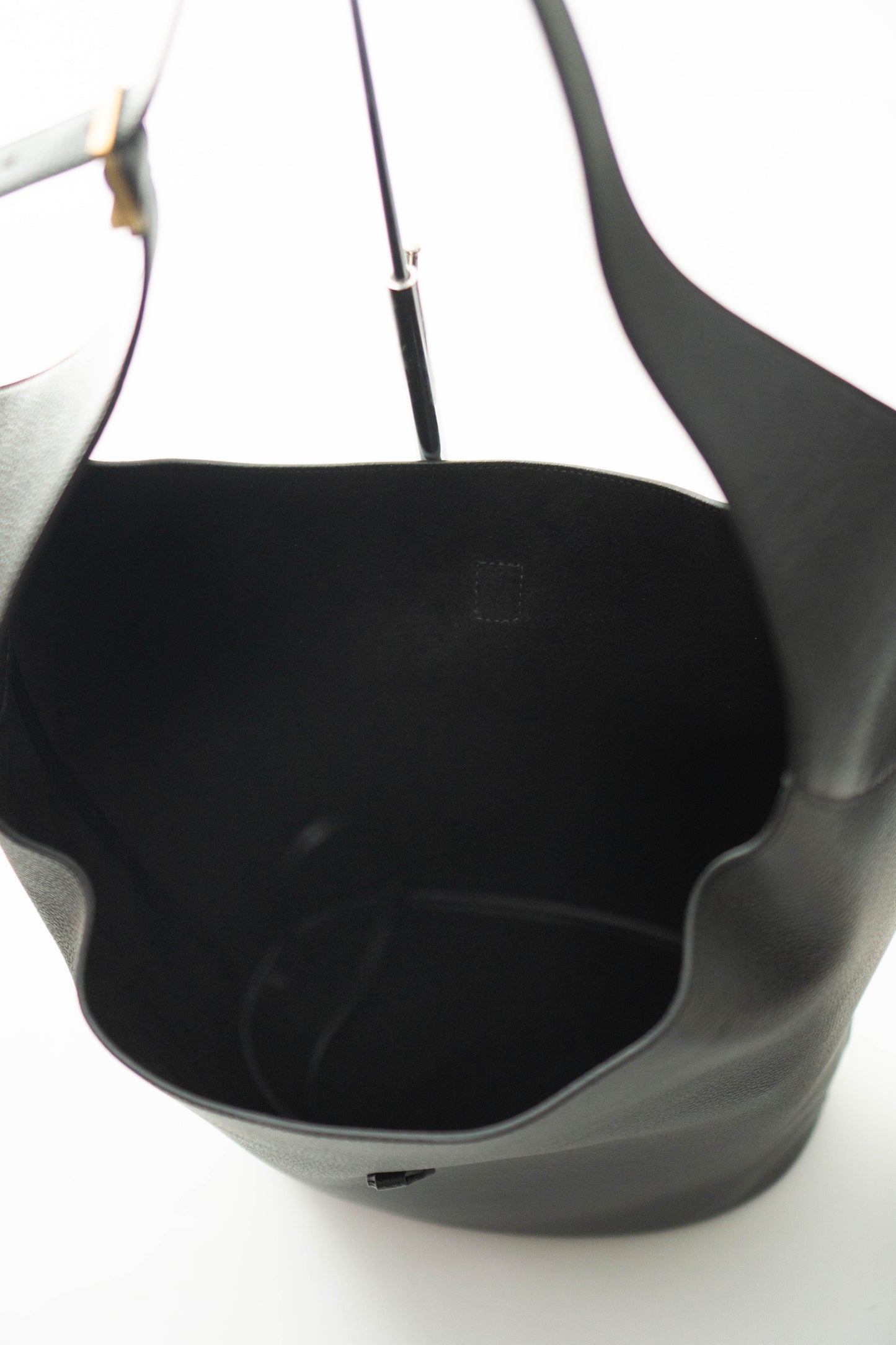 YSL Le 5 à 7 Supple Hobo Bag