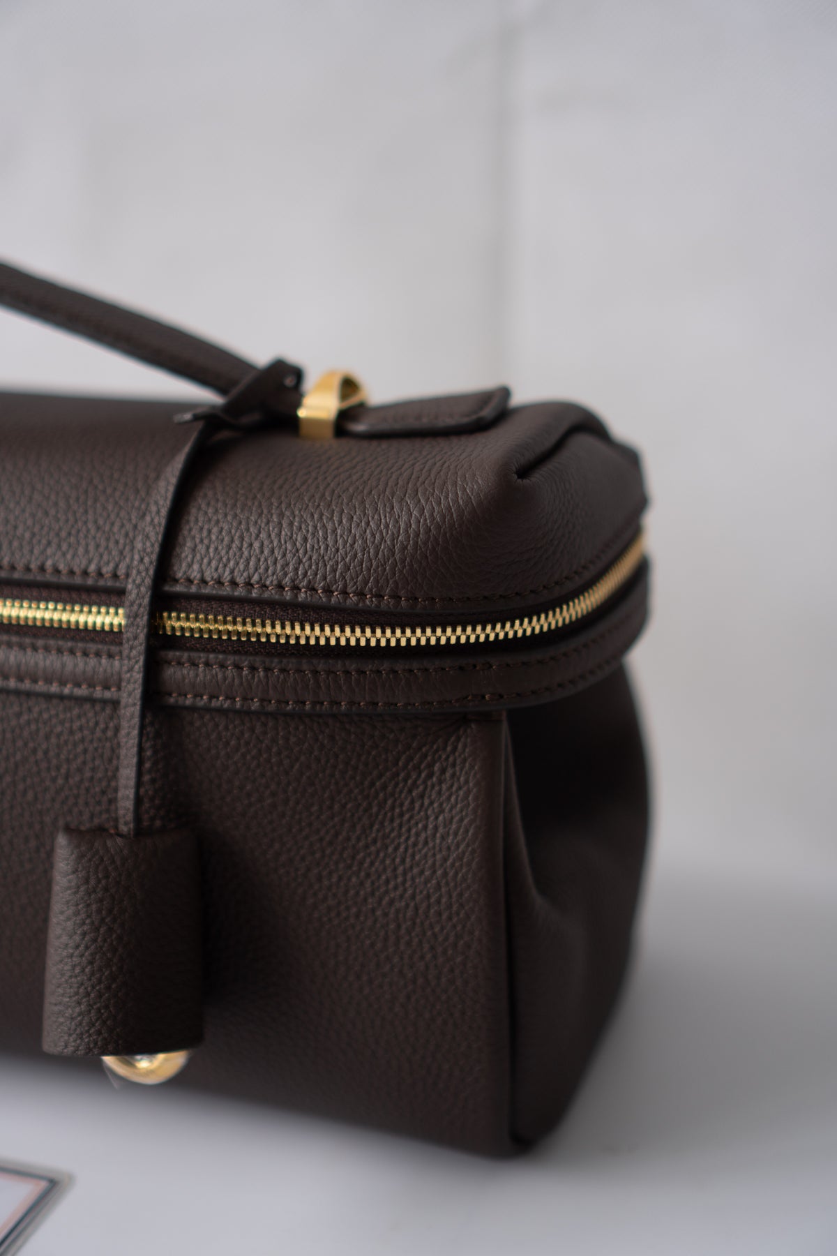 Extra Pocket L33 Top Handle Bag – Dark Brown