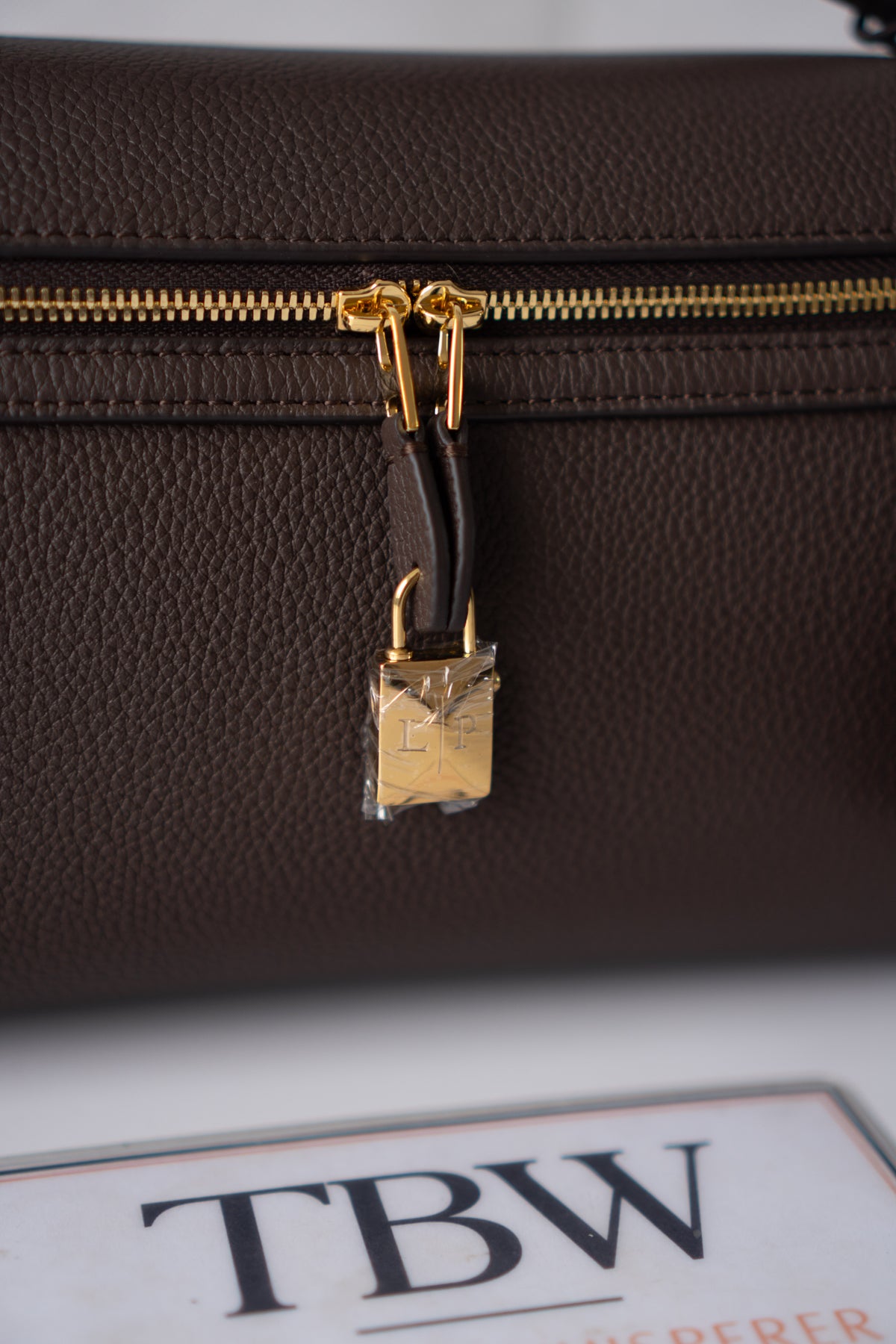 Extra Pocket L33 Top Handle Bag – Dark Brown