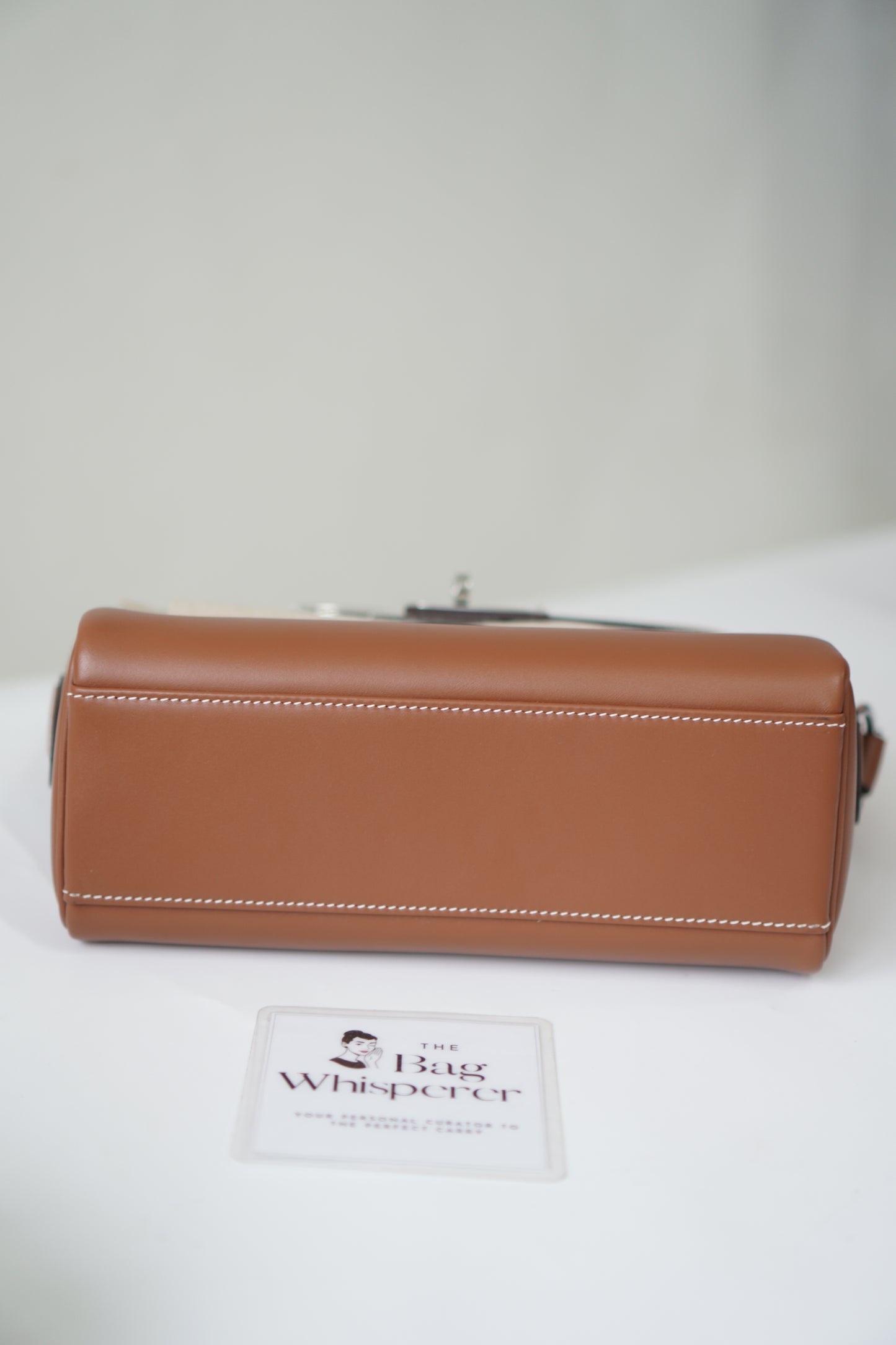 Kelly Messenger in Barenia leather
