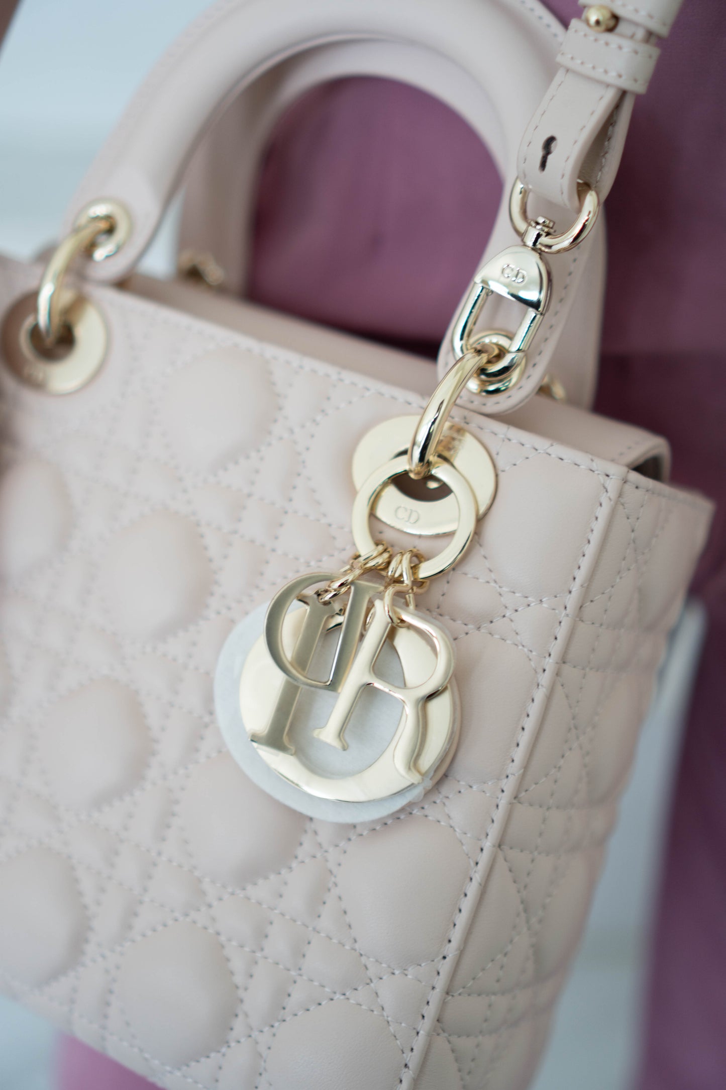 Lady D Small Cannage – Powder Pink Lambskin