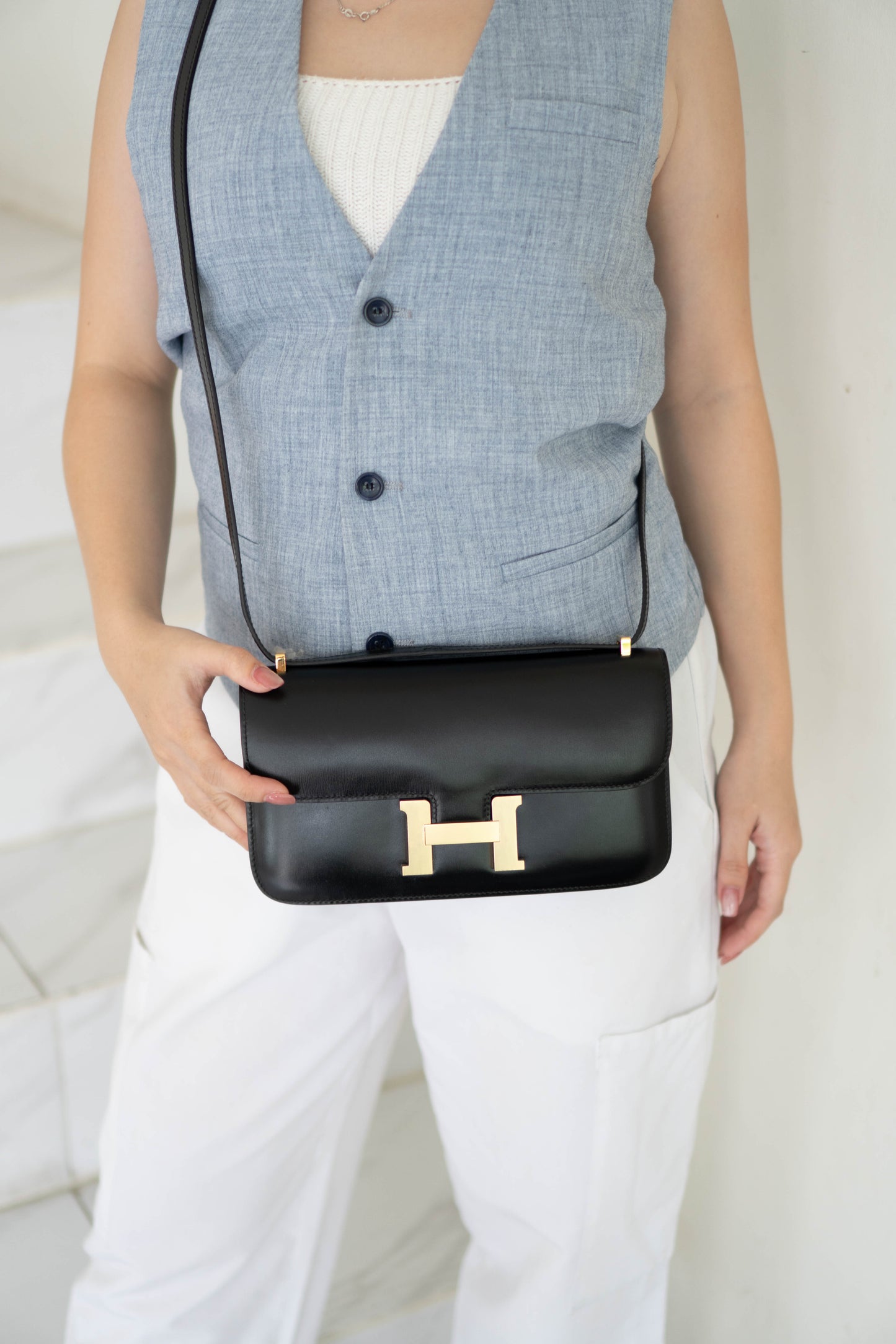 Constance Elan – Noir Box Leather with Gold Hardware