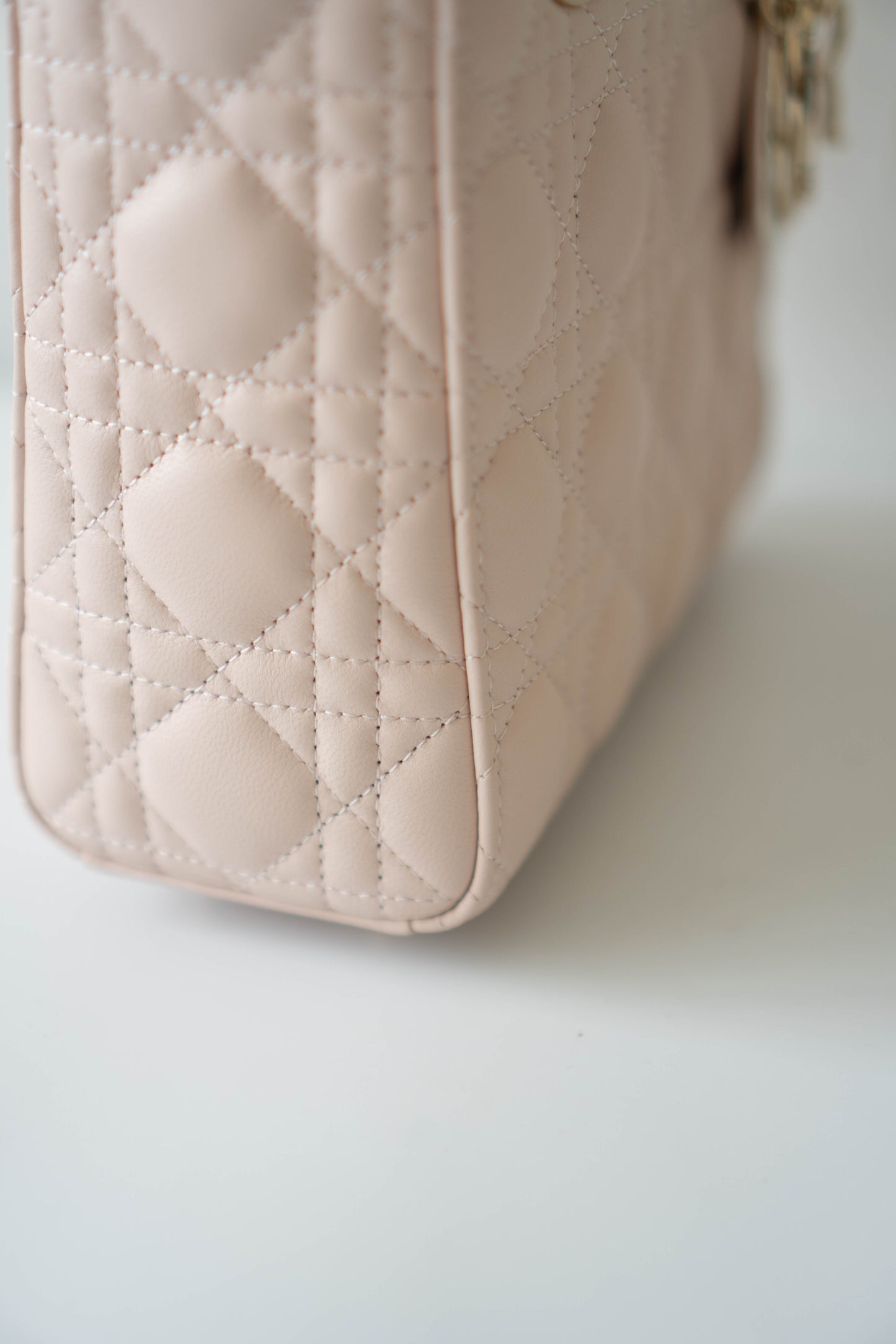 Lady D Small Cannage – Powder Pink Lambskin