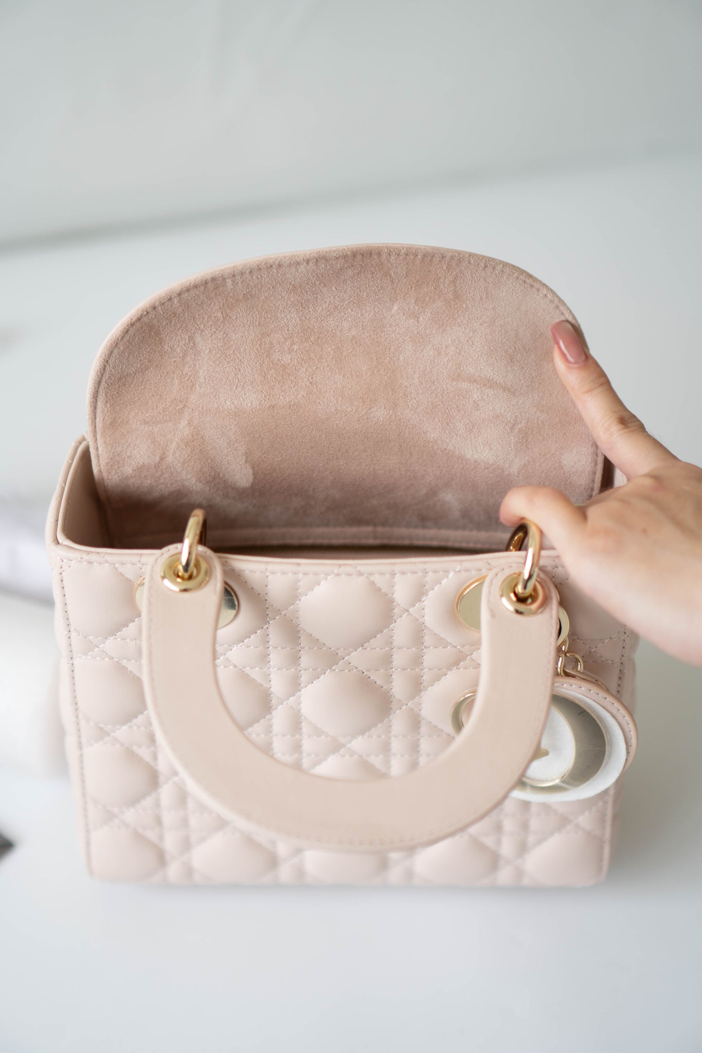 Lady D Small Cannage – Powder Pink Lambskin
