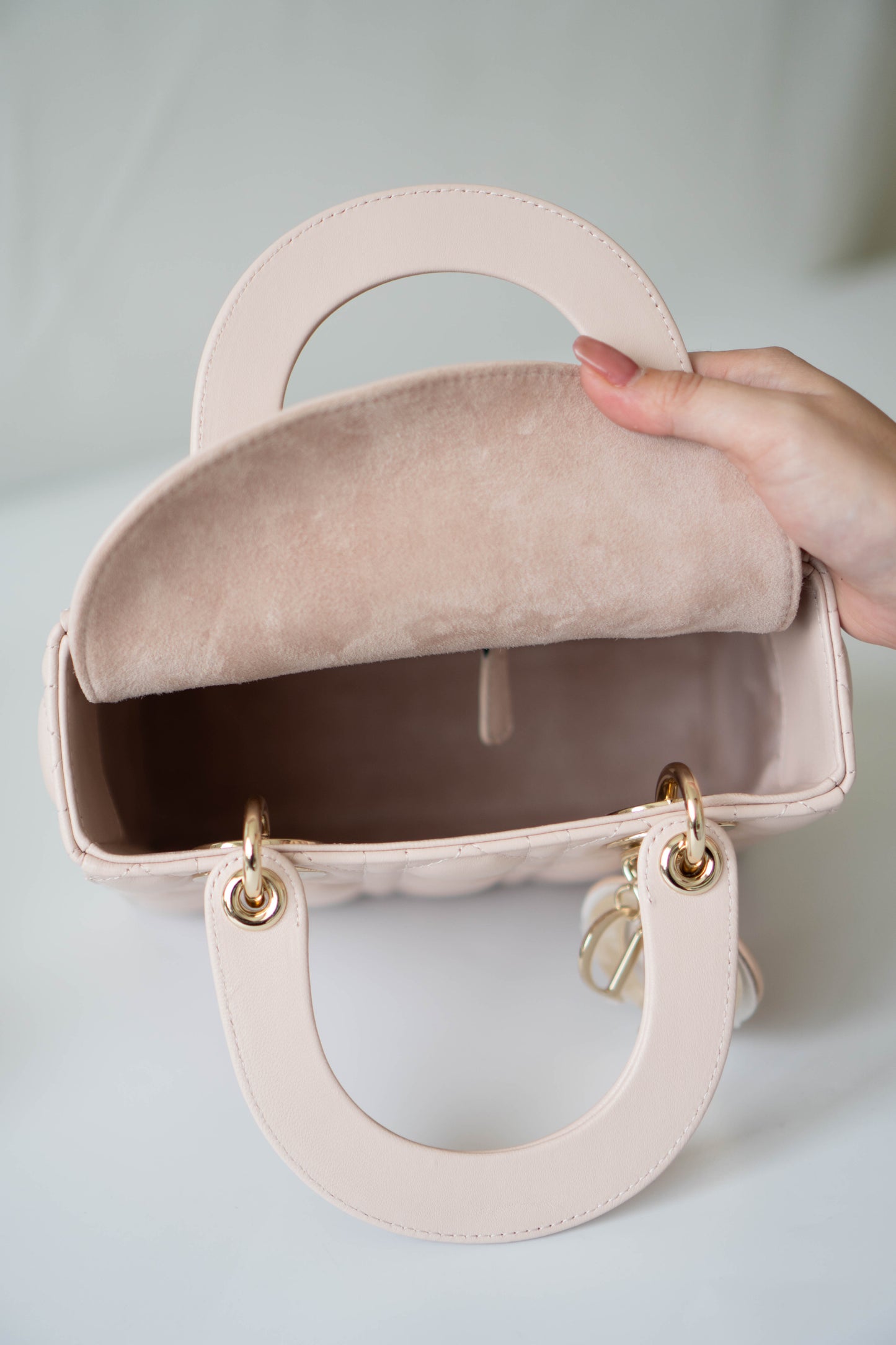 Lady D Small Cannage – Powder Pink Lambskin