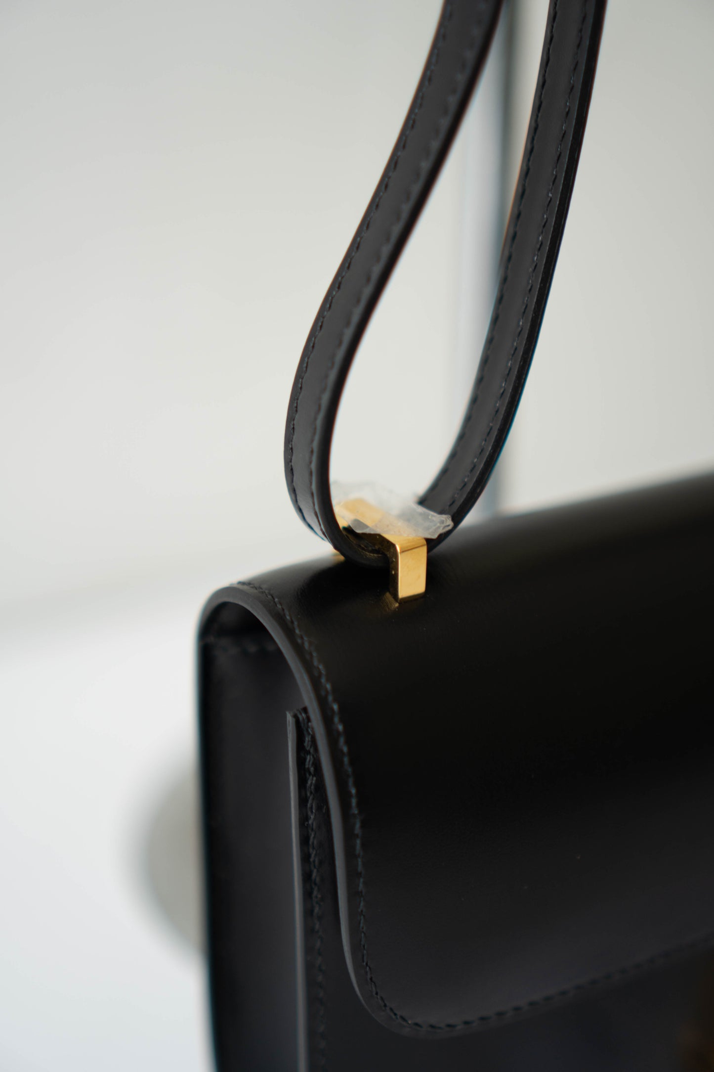 Constance Elan – Noir Box Leather with Gold Hardware