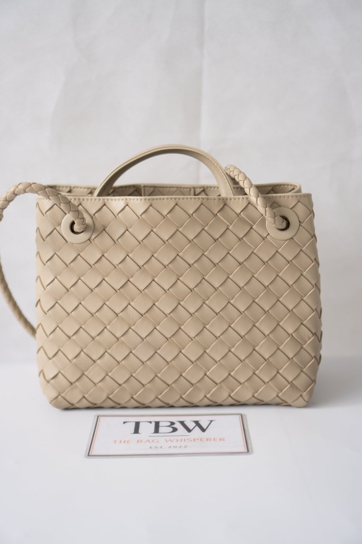 Small Andiamo (25 cm) – Intrecciato Leather & Gold Hardware