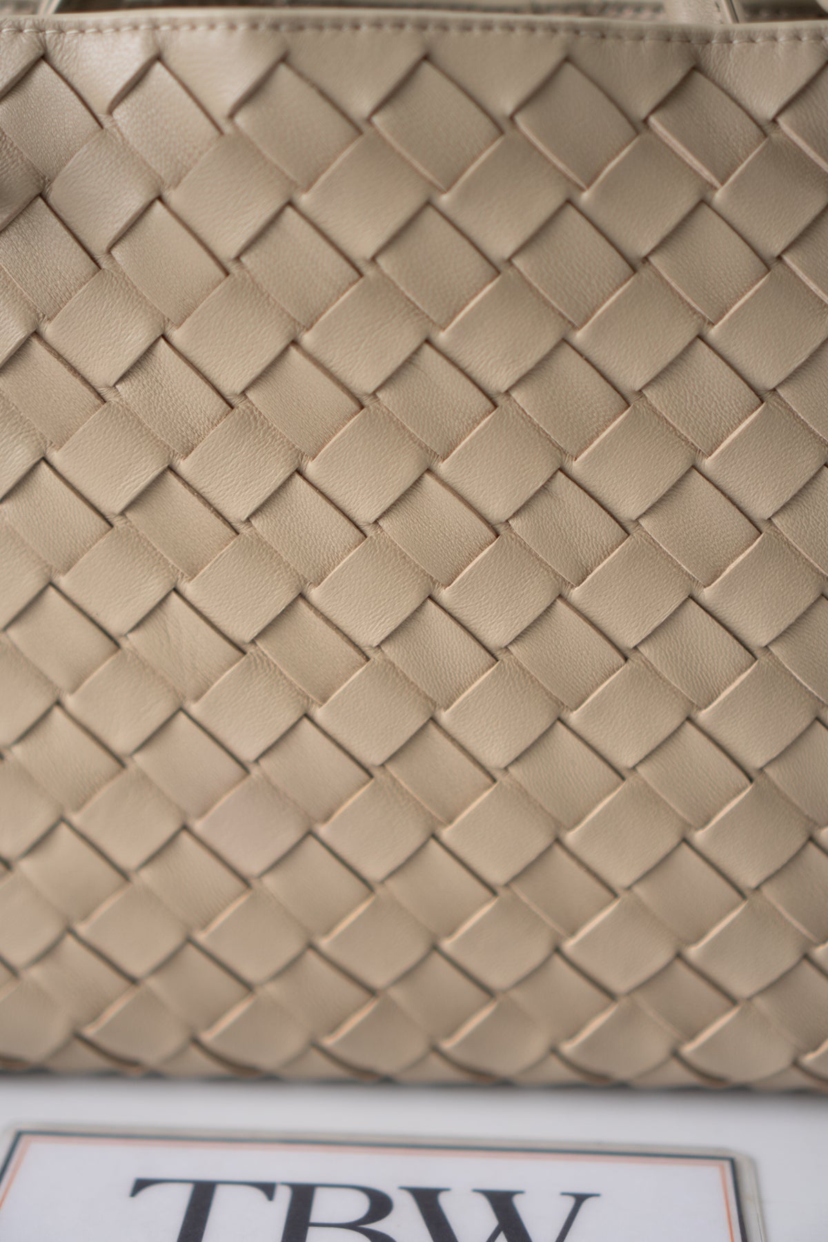 Small Andiamo (25 cm) – Intrecciato Leather & Gold Hardware