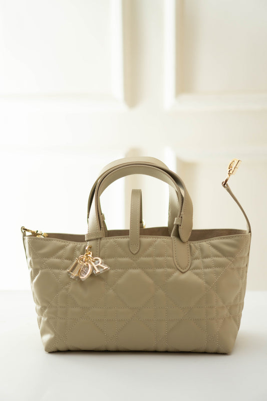 Toujours in Light Beige calfskin with Light Gold Hardware