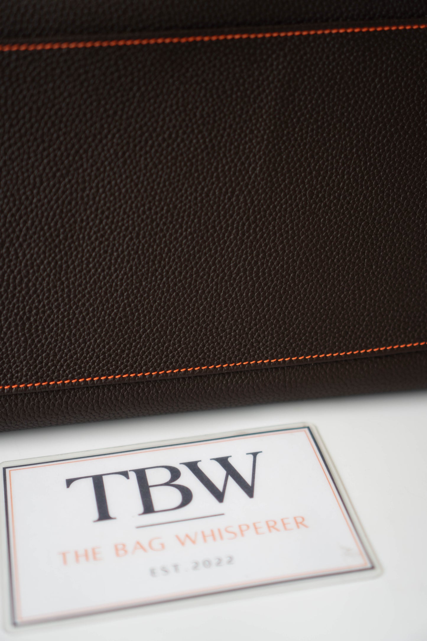 Kelly 40 HSS Special Order – Ebene Togo with Orange Interior