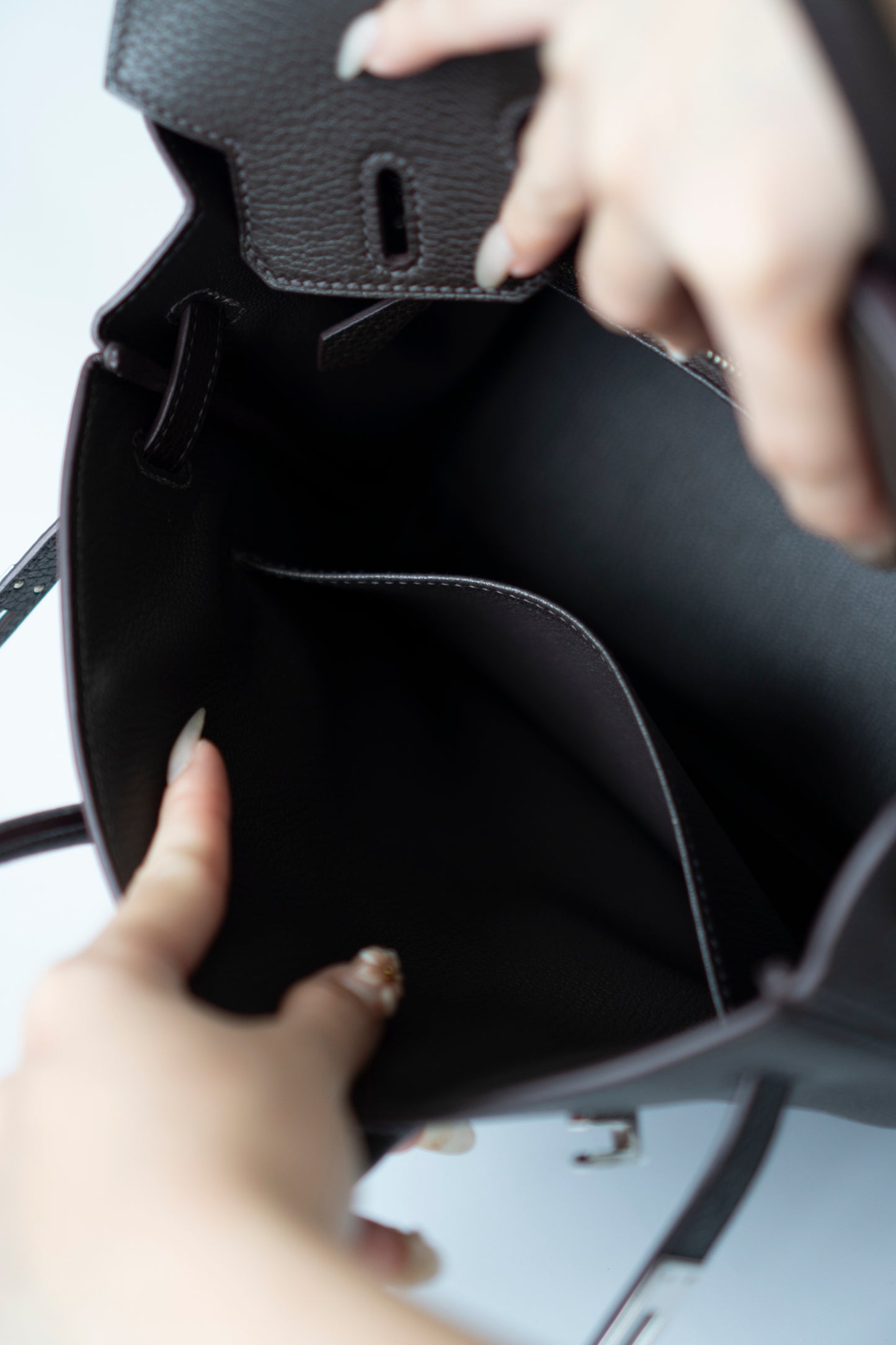 Birkin 25 – Ebene Togo Leather with Palladium Hardware