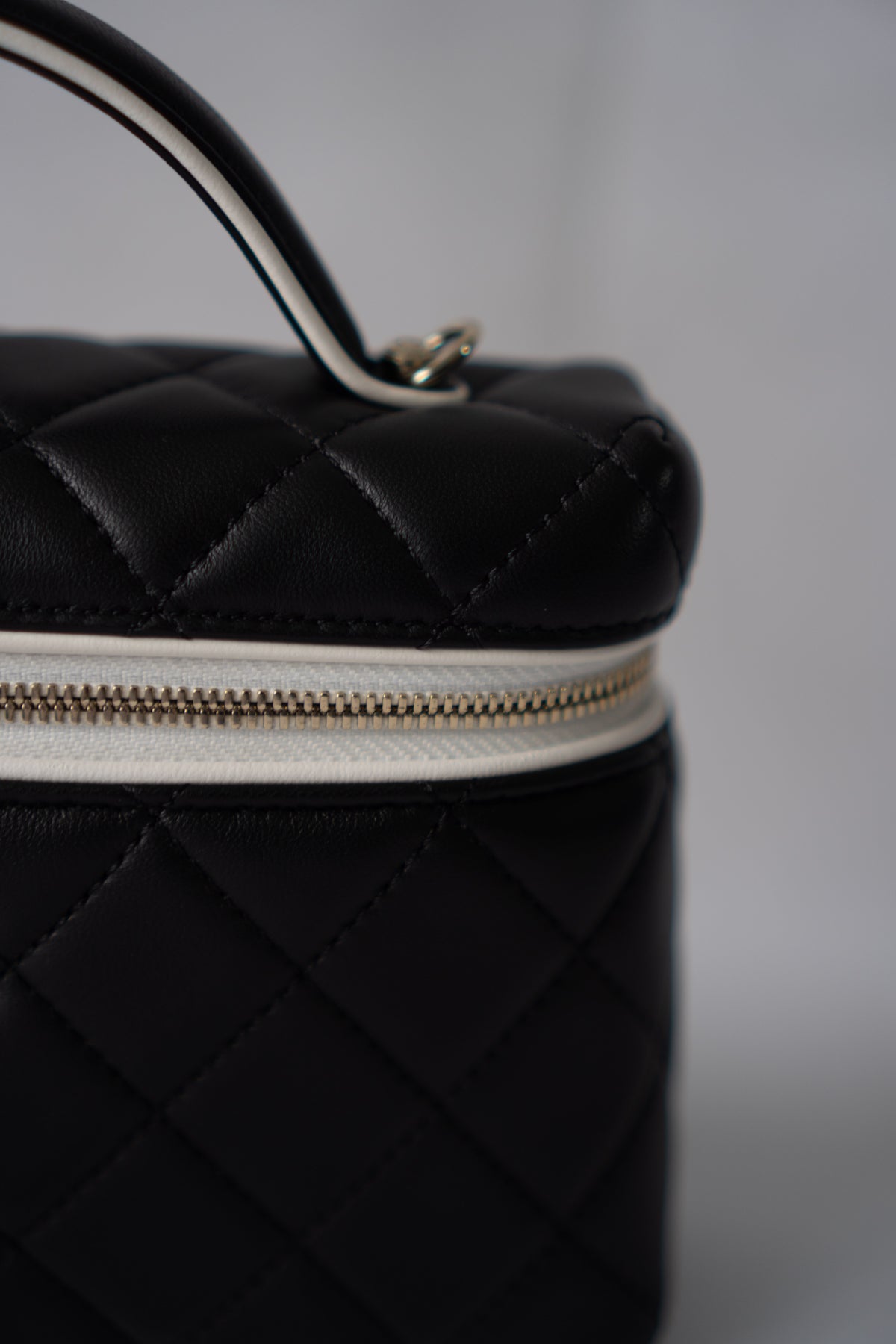 Small Vanity Chain Case – Black Quilted Lambskin with White Piping