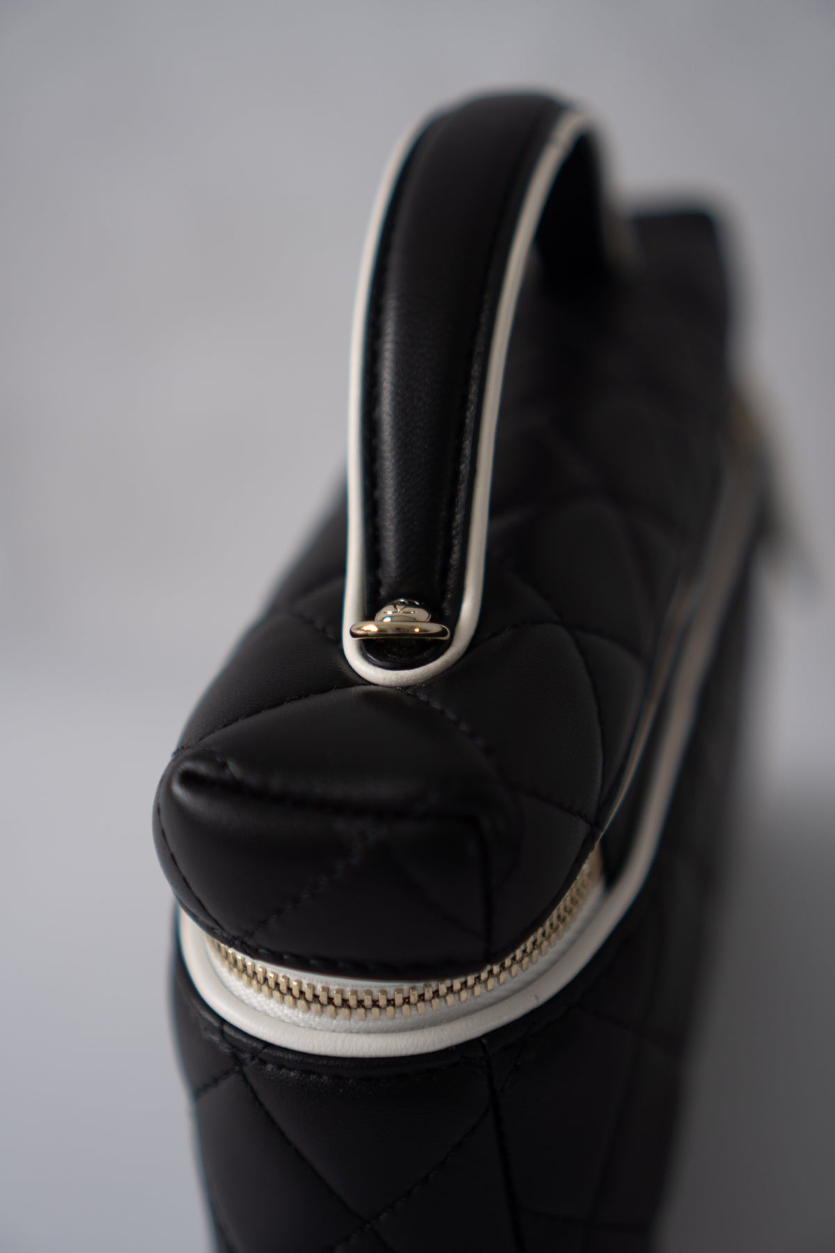 Small Vanity Chain Case – Black Quilted Lambskin with White Piping