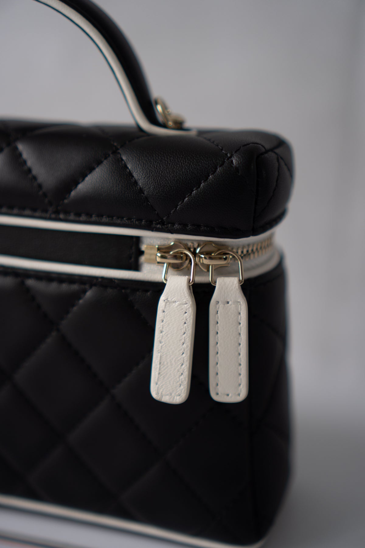 Small Vanity Chain Case – Black Quilted Lambskin with White Piping