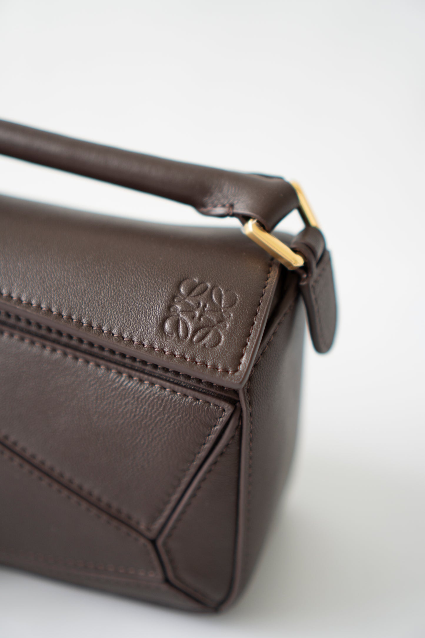 Mini Puzzle Featherlight – Dark Brown Leather with Gold Hardware