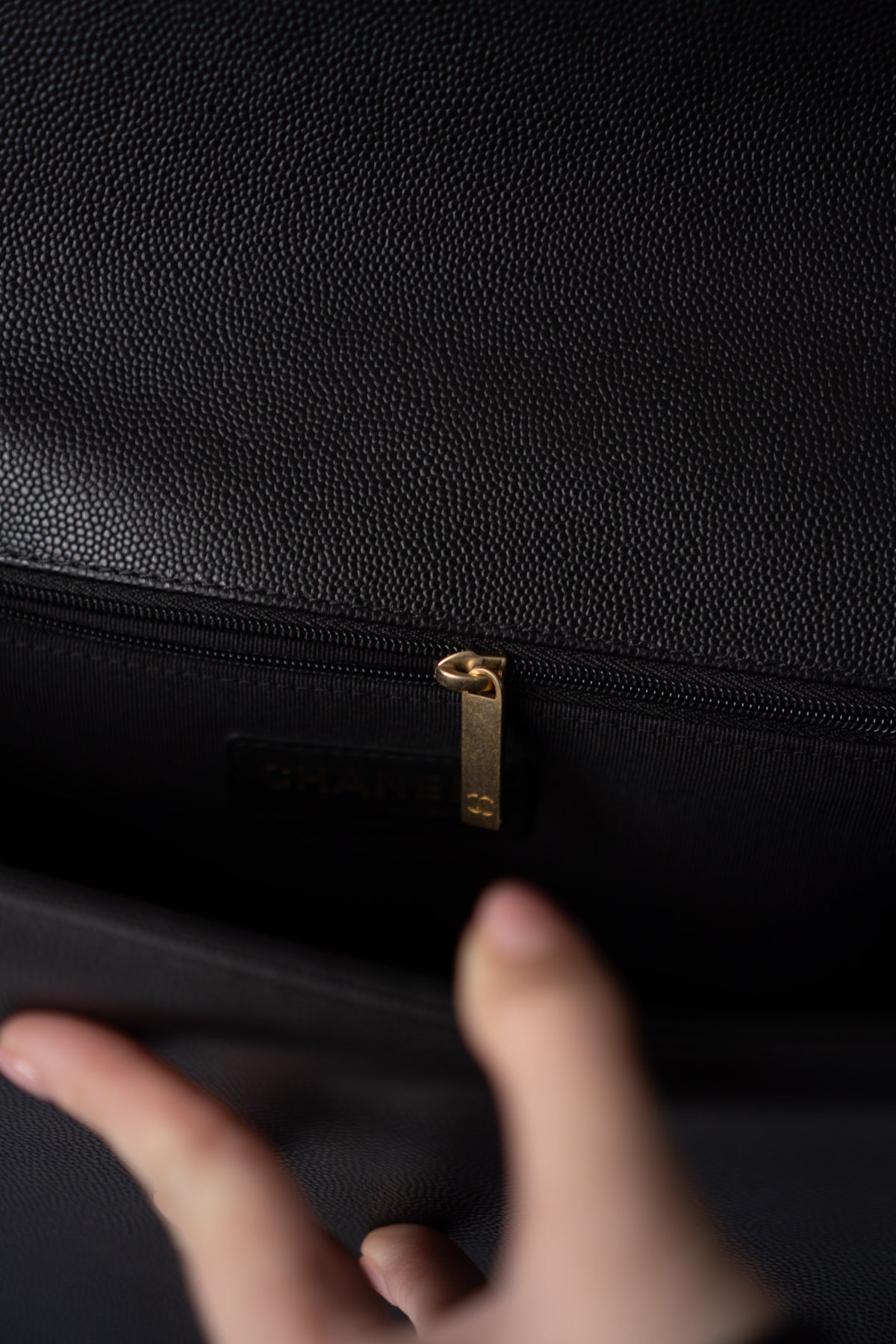 New Le Boy (28 cm)Medium – Black Caviar Leather with Brushed Gold Hardware