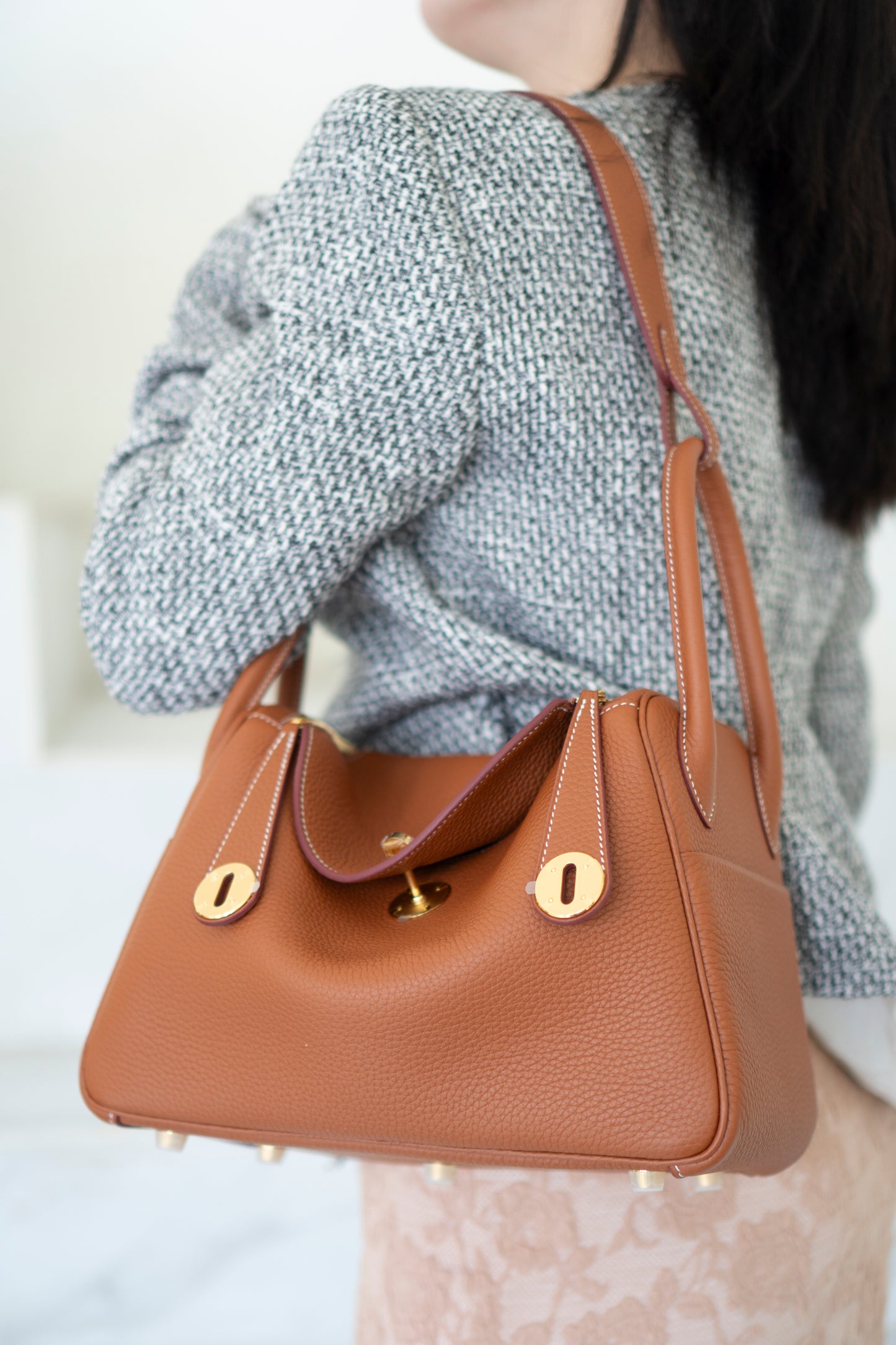 Lind 26 – Gold Clemence Leather with Gold Hardware