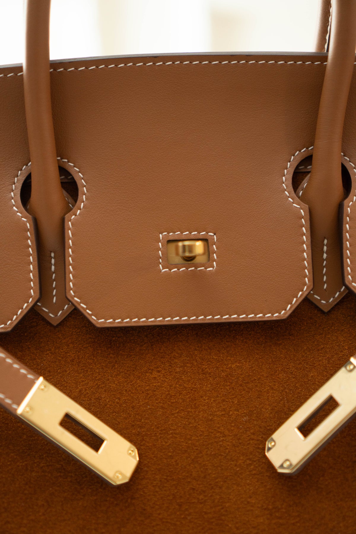 BK 35 Grizzly in Gold Swift Suede leather with Gold Hardware