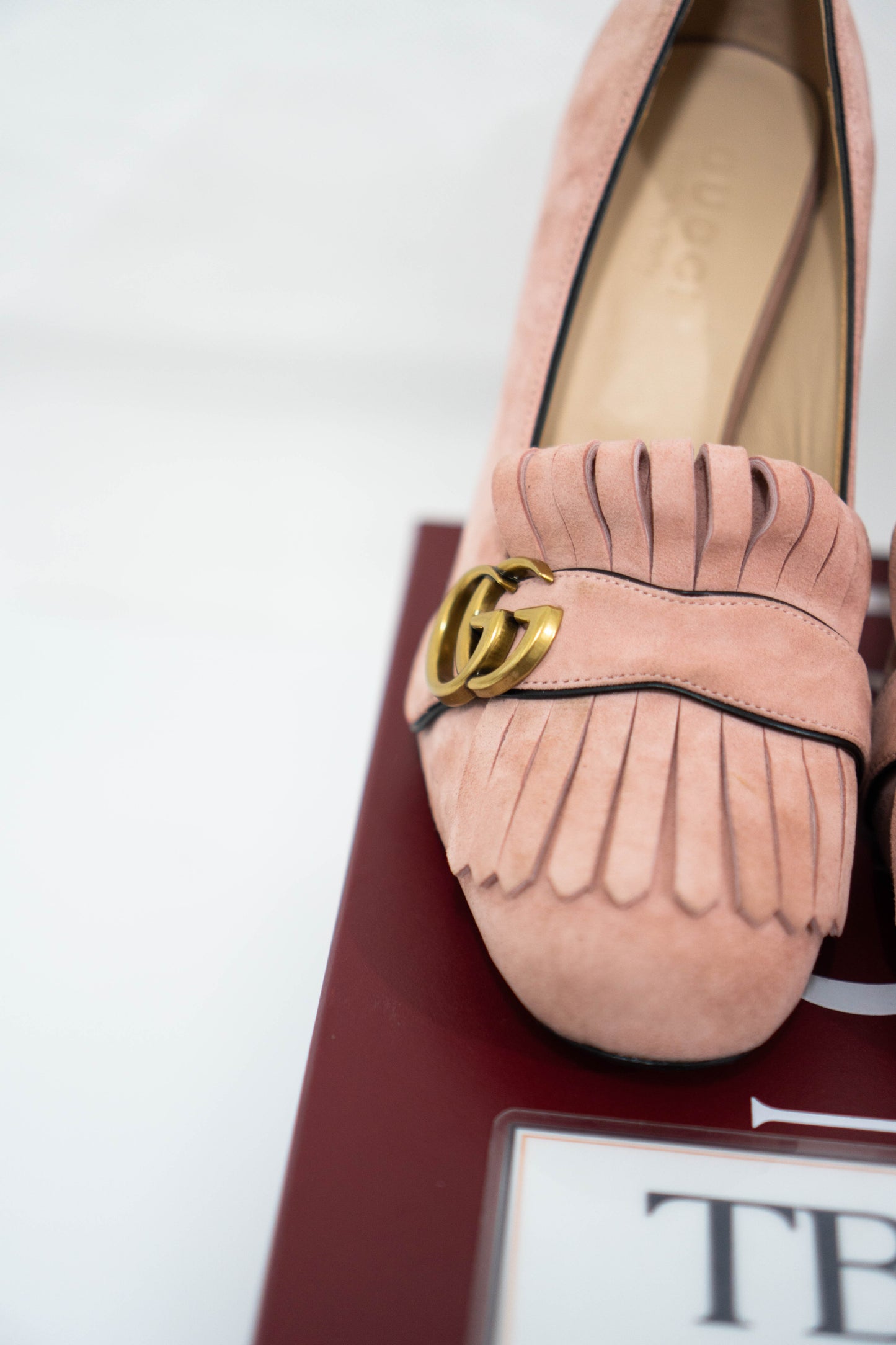 Marmont High-Heel Fringe Pumps – Peony Pink Suede