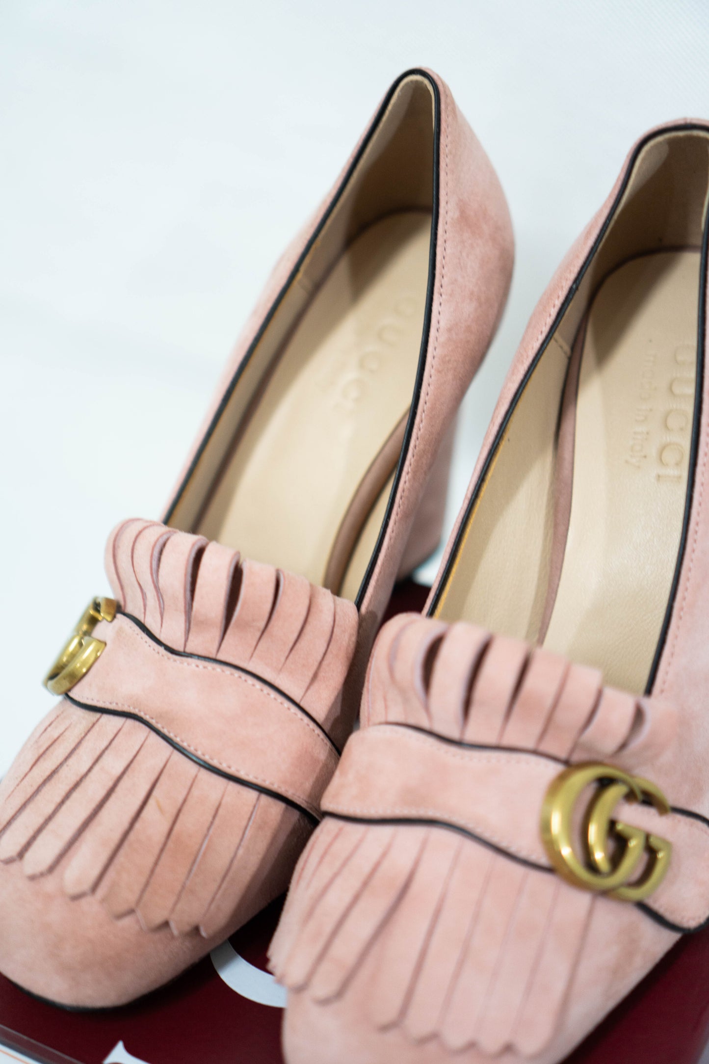 Marmont High-Heel Fringe Pumps – Peony Pink Suede