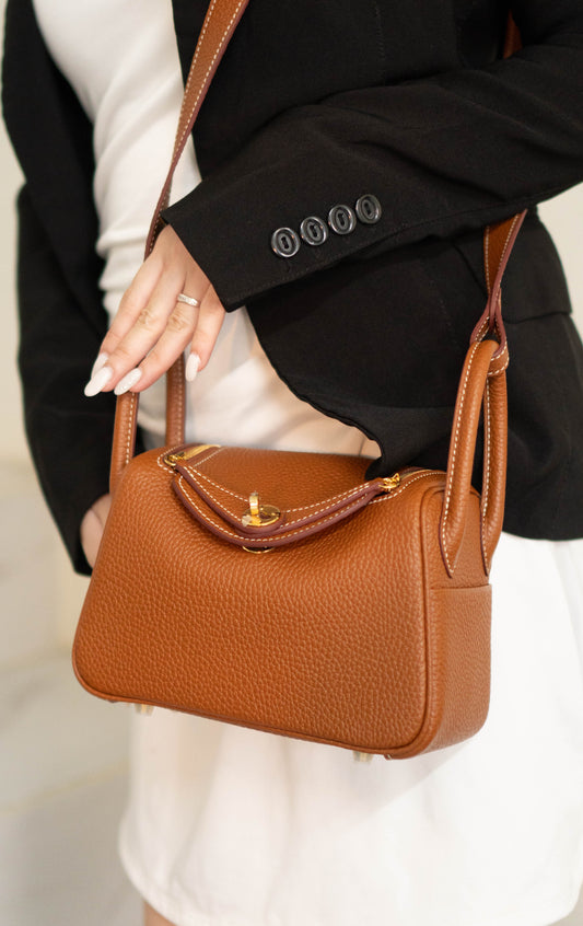 Lindy 30 in Taurillon Clemence