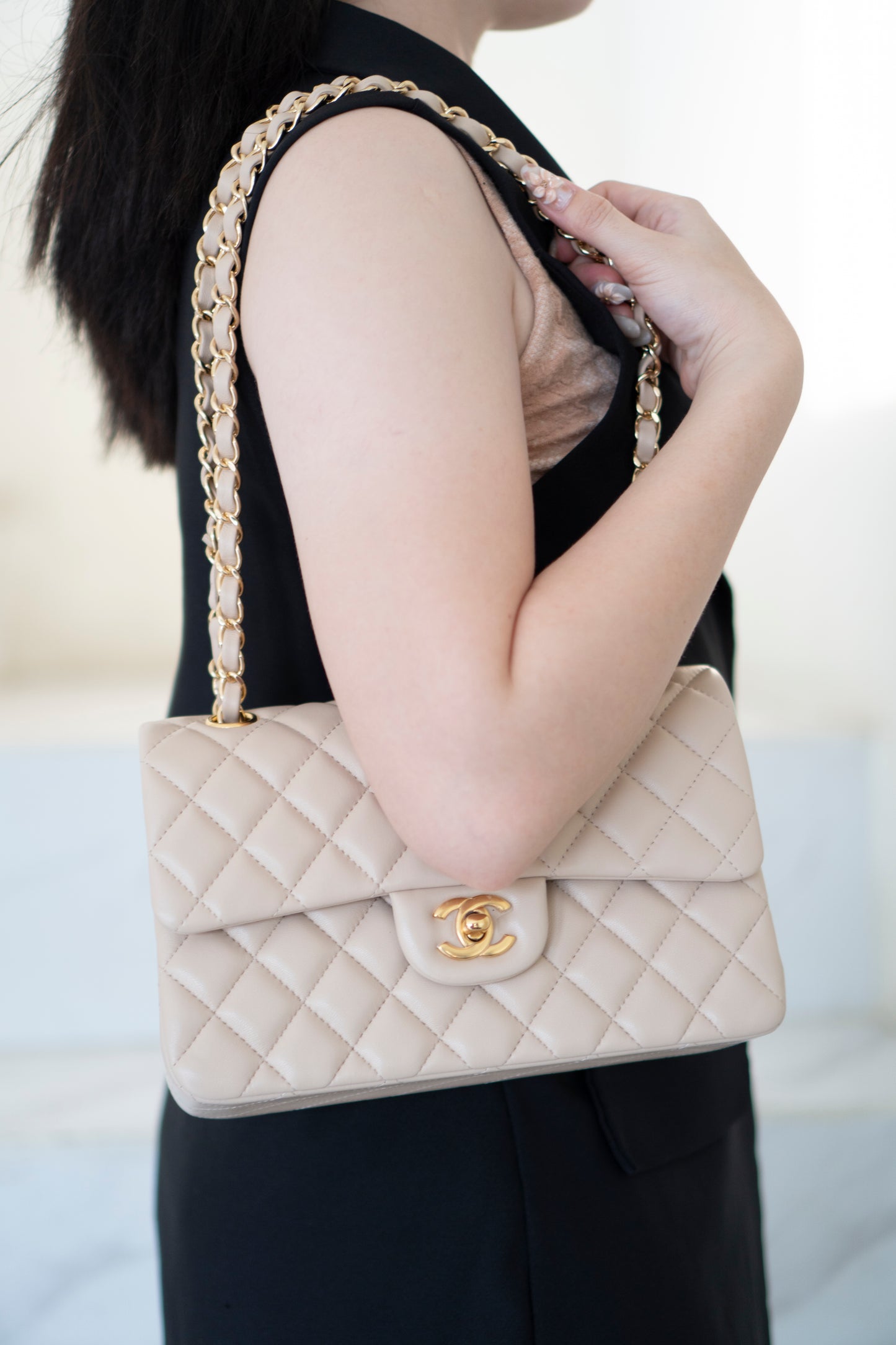 Classic Flap Small – Beige Lambskin with Gold Hardware