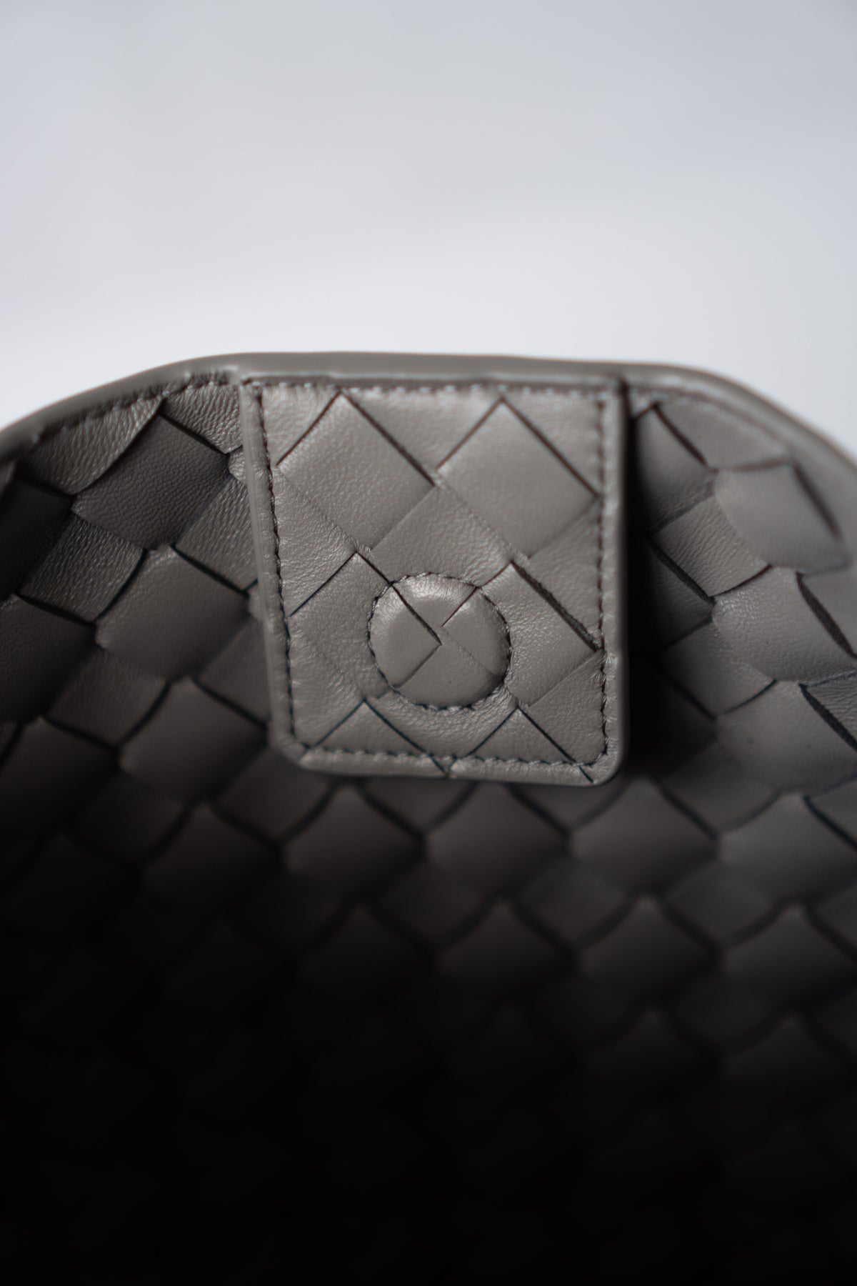 Andiamo – Medium Grey Intrecciato Leather with Gold Hardware