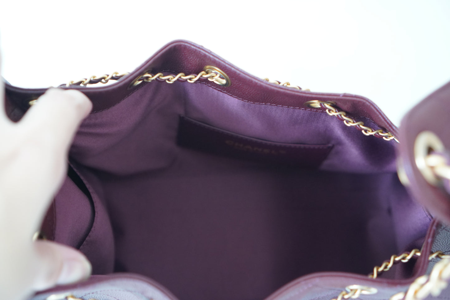 C 25 Small Drawstring Bag Burgundy Caviar leather