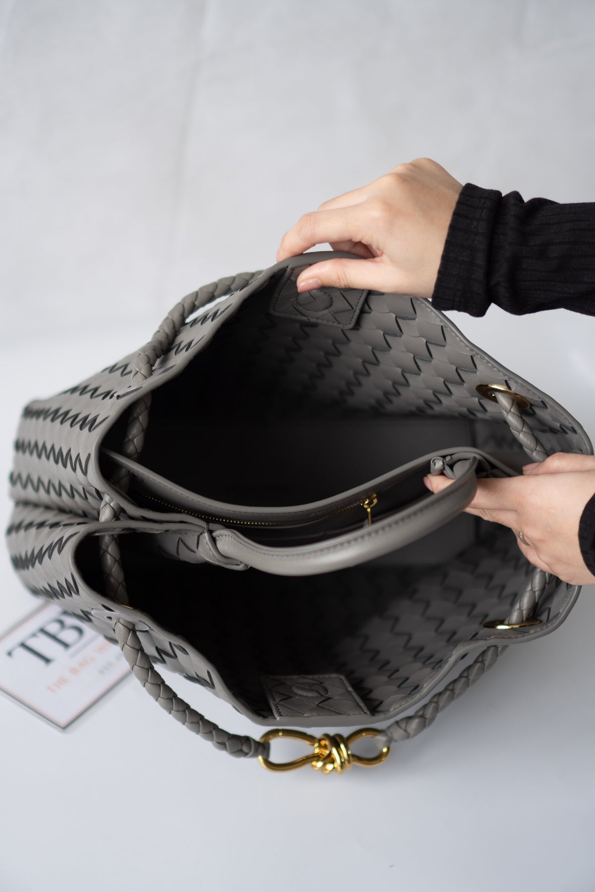 Andiamo – Medium Grey Intrecciato Leather with Gold Hardware