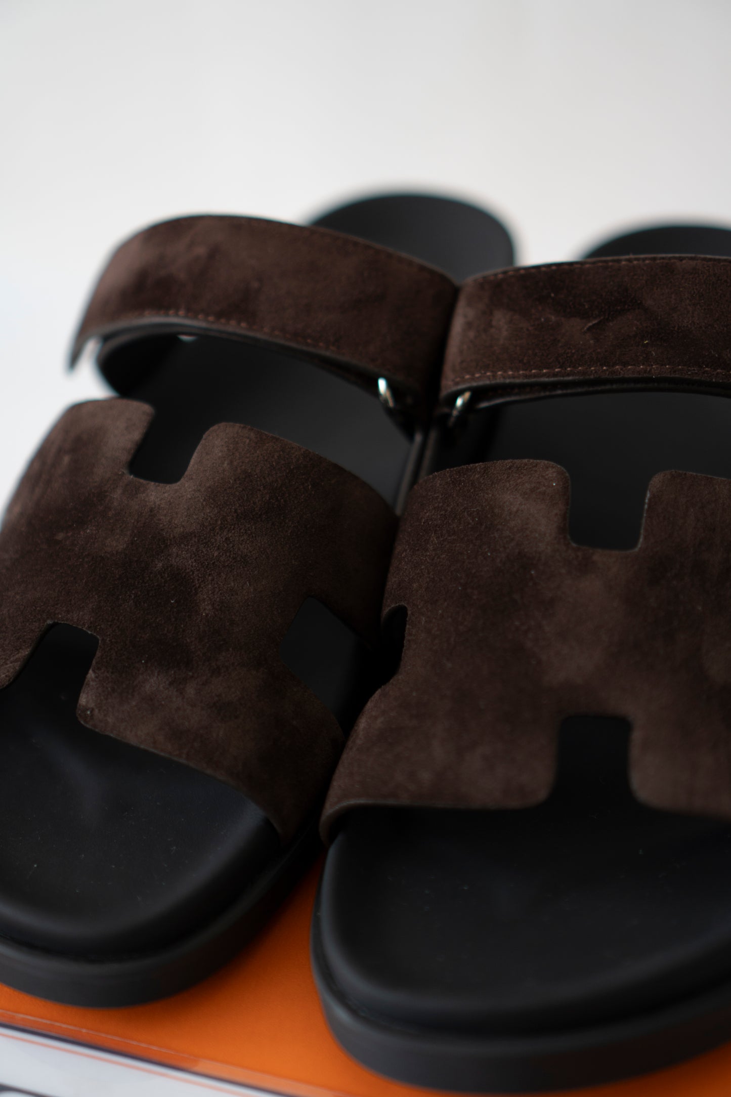 Chypre Sandals – Dark Brown Suede