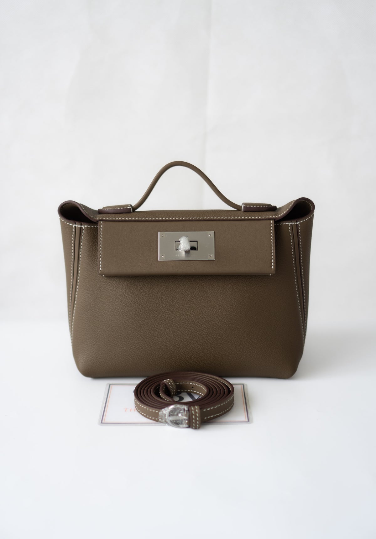 Mini 24/24 – Étoupe Leather with Palladium Hardware