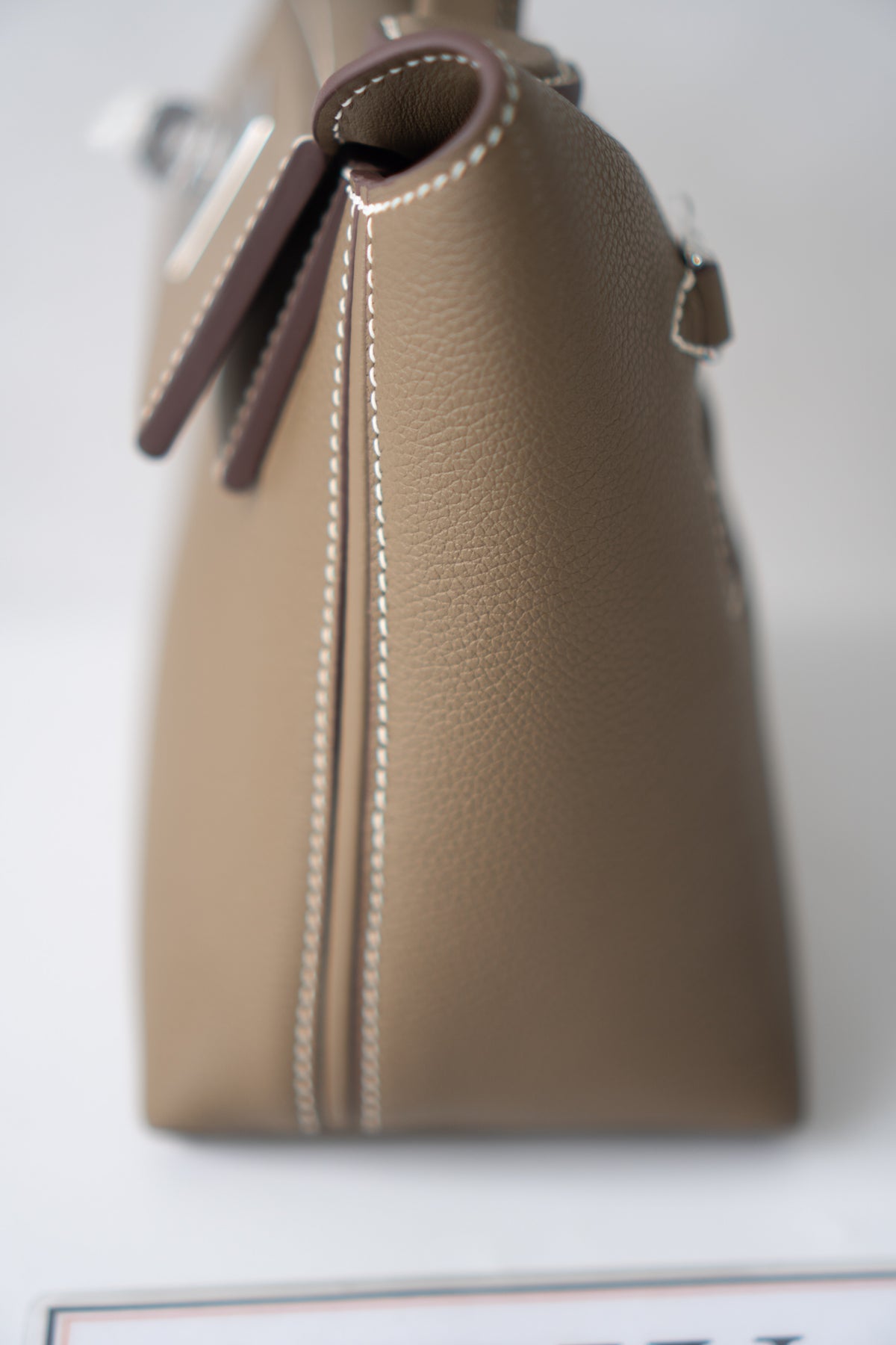 Mini 24/24 – Étoupe Leather with Palladium Hardware