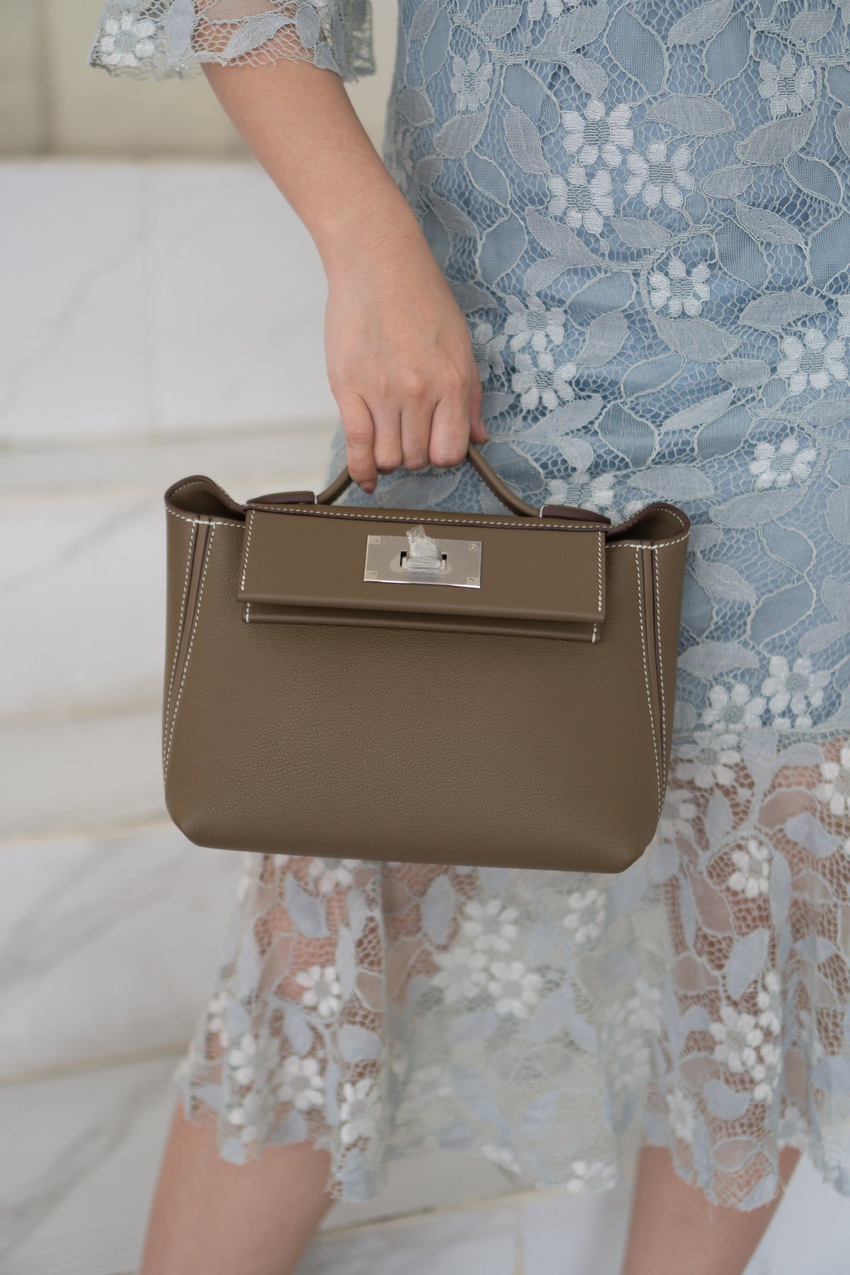 Mini 24/24 – Étoupe Leather with Palladium Hardware