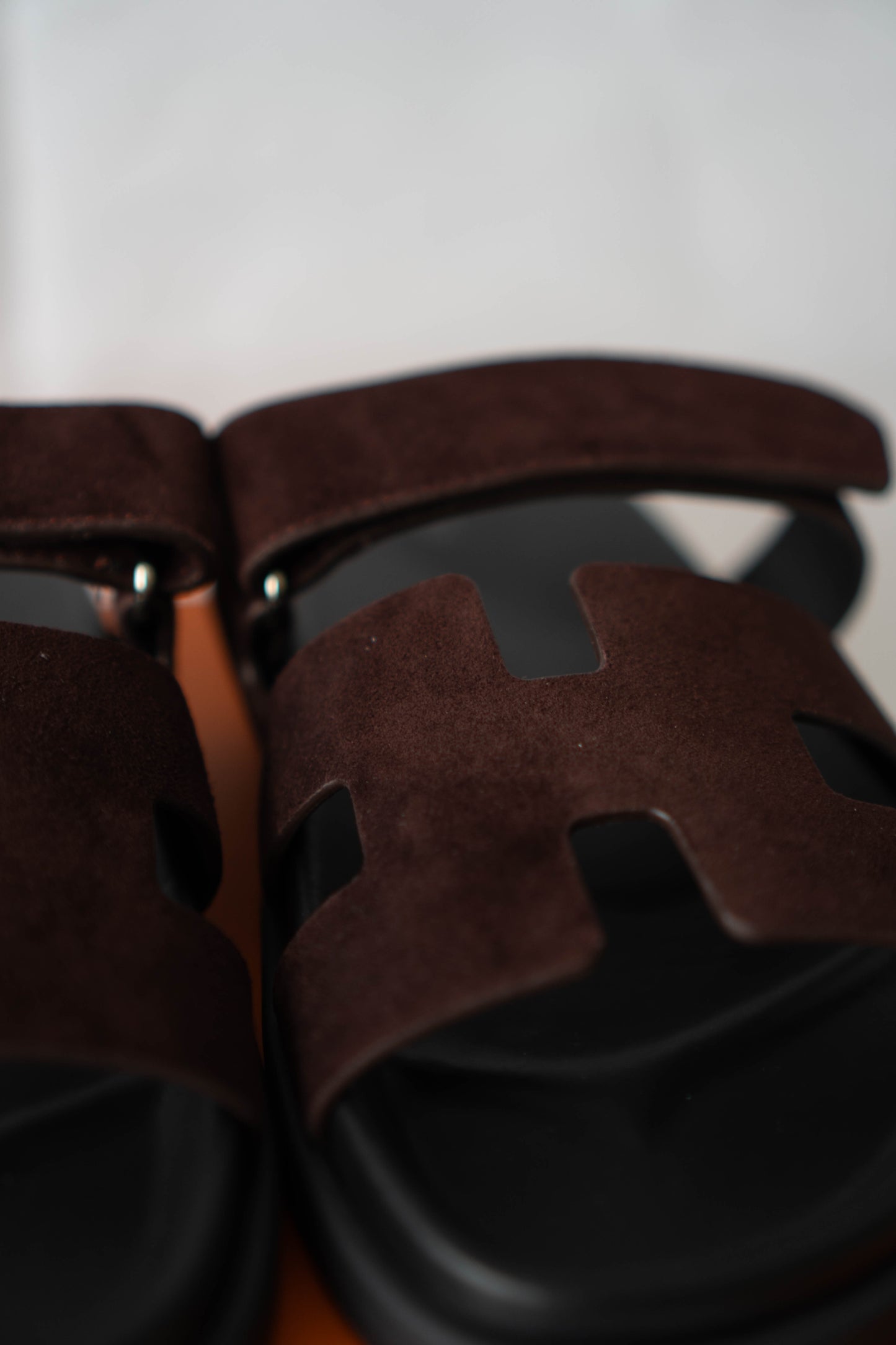 Chpyre Sandals – Dark Brown Suede
