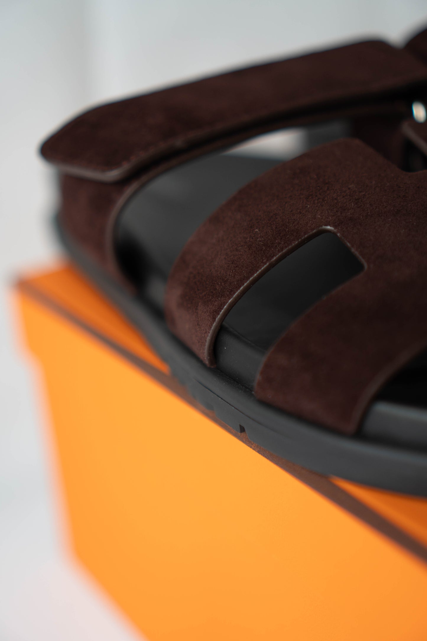 Chpyre Sandals – Dark Brown Suede