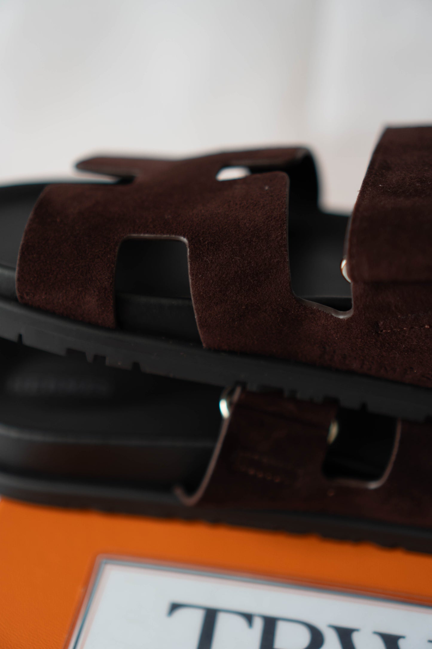 Chpyre Sandals – Dark Brown Suede