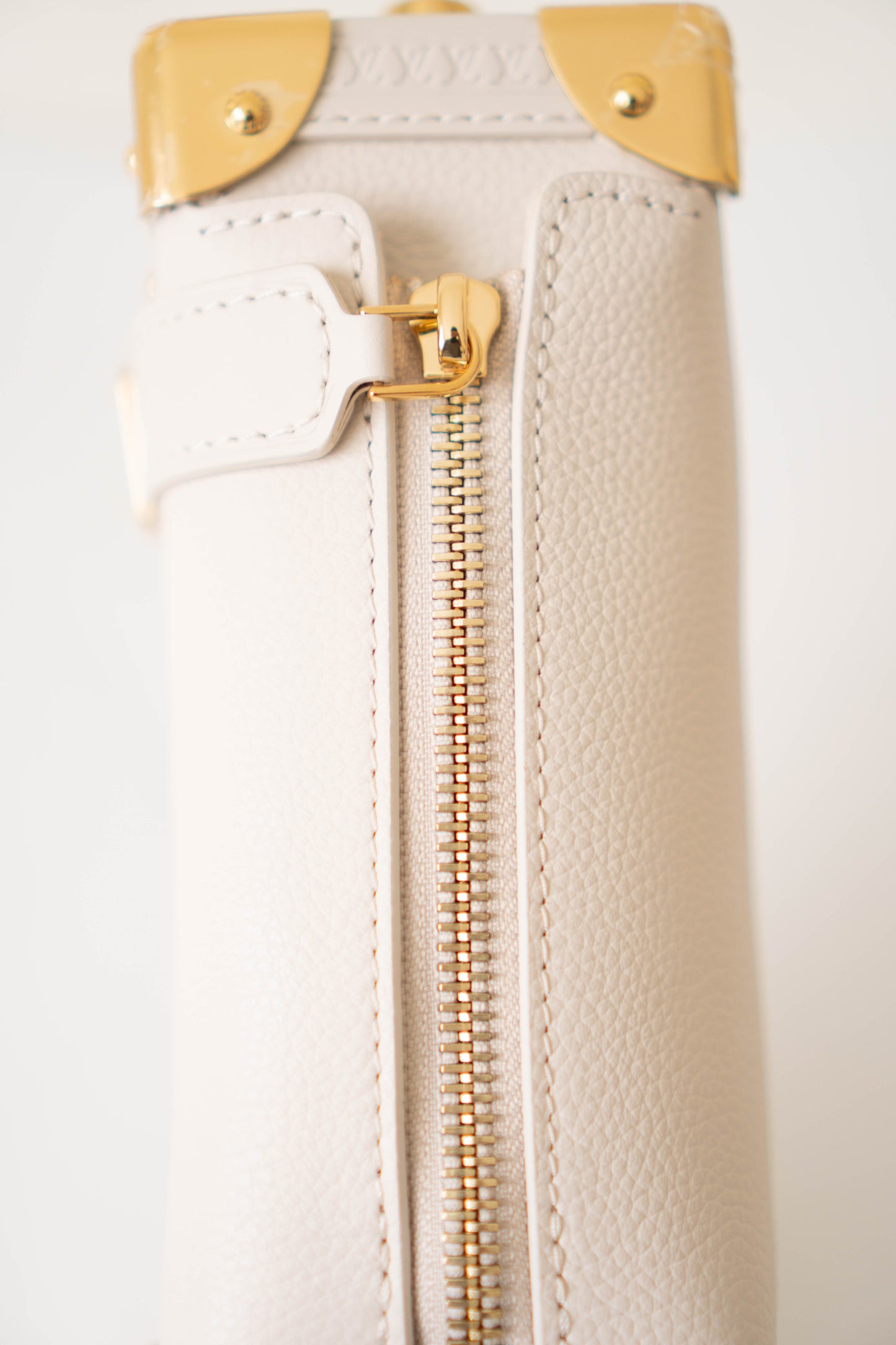Side Trunk – Cream Empreinte Leather with Gold Hardware