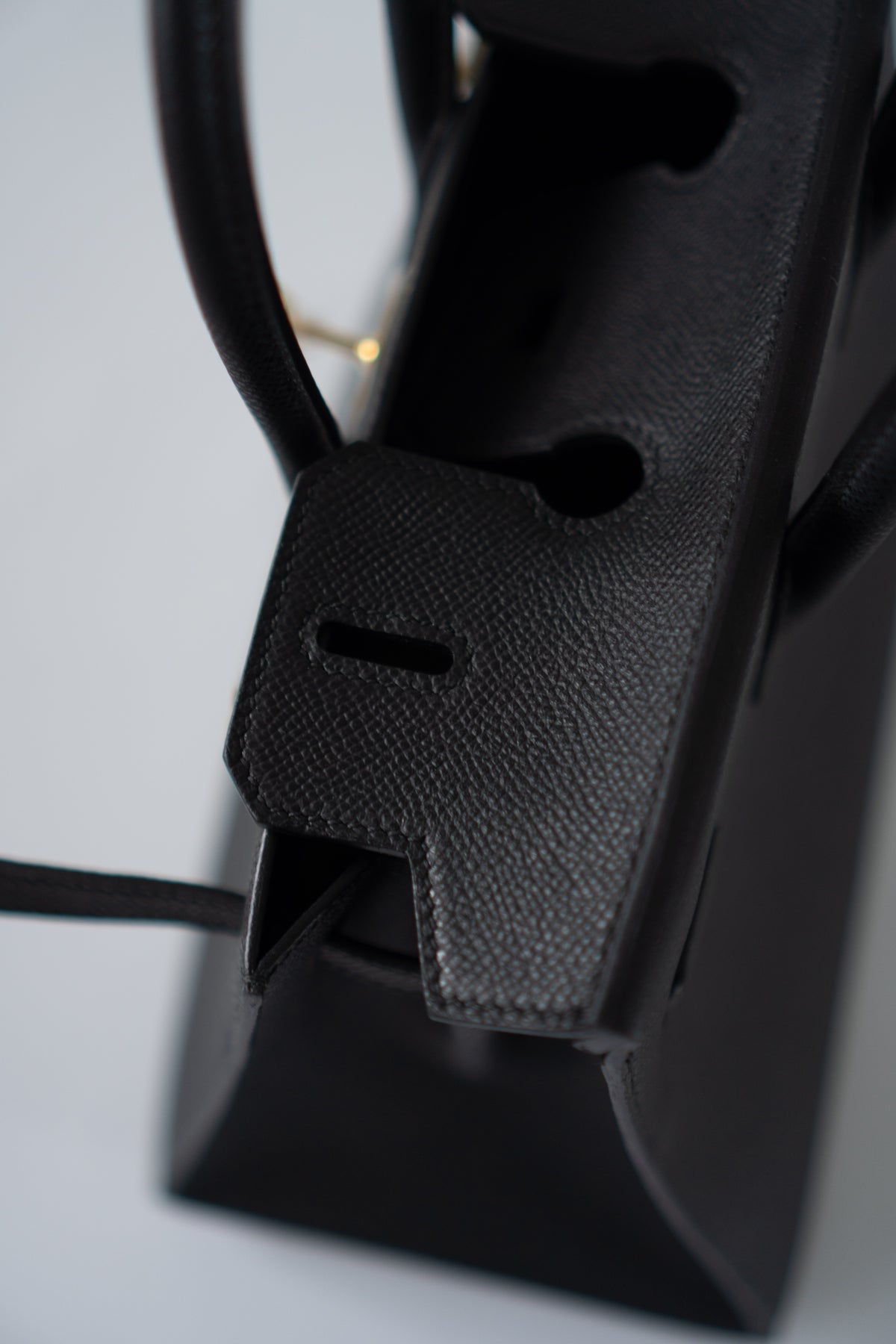 BK 25 Sellier – Black Epsom Leather with Gold Hardware