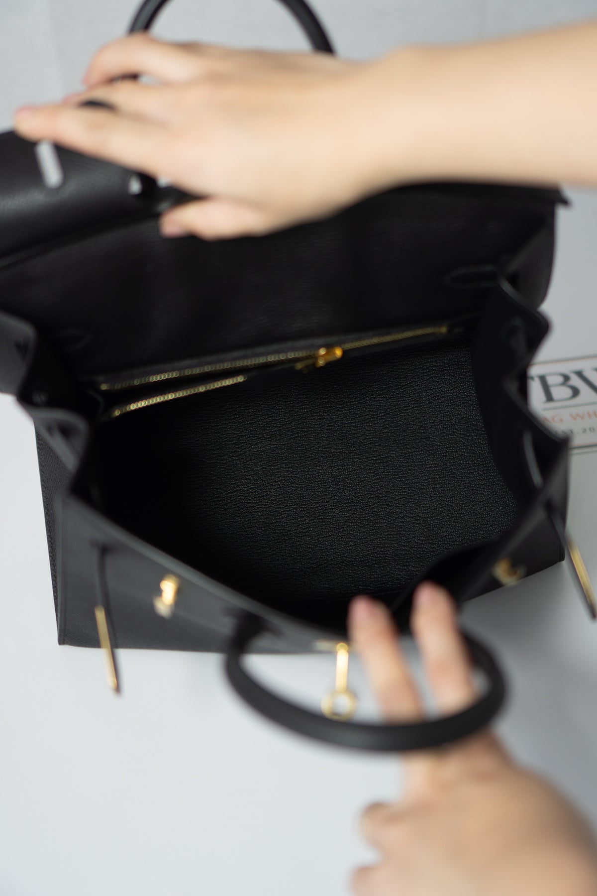 BK 25 Sellier – Black Epsom Leather with Gold Hardware